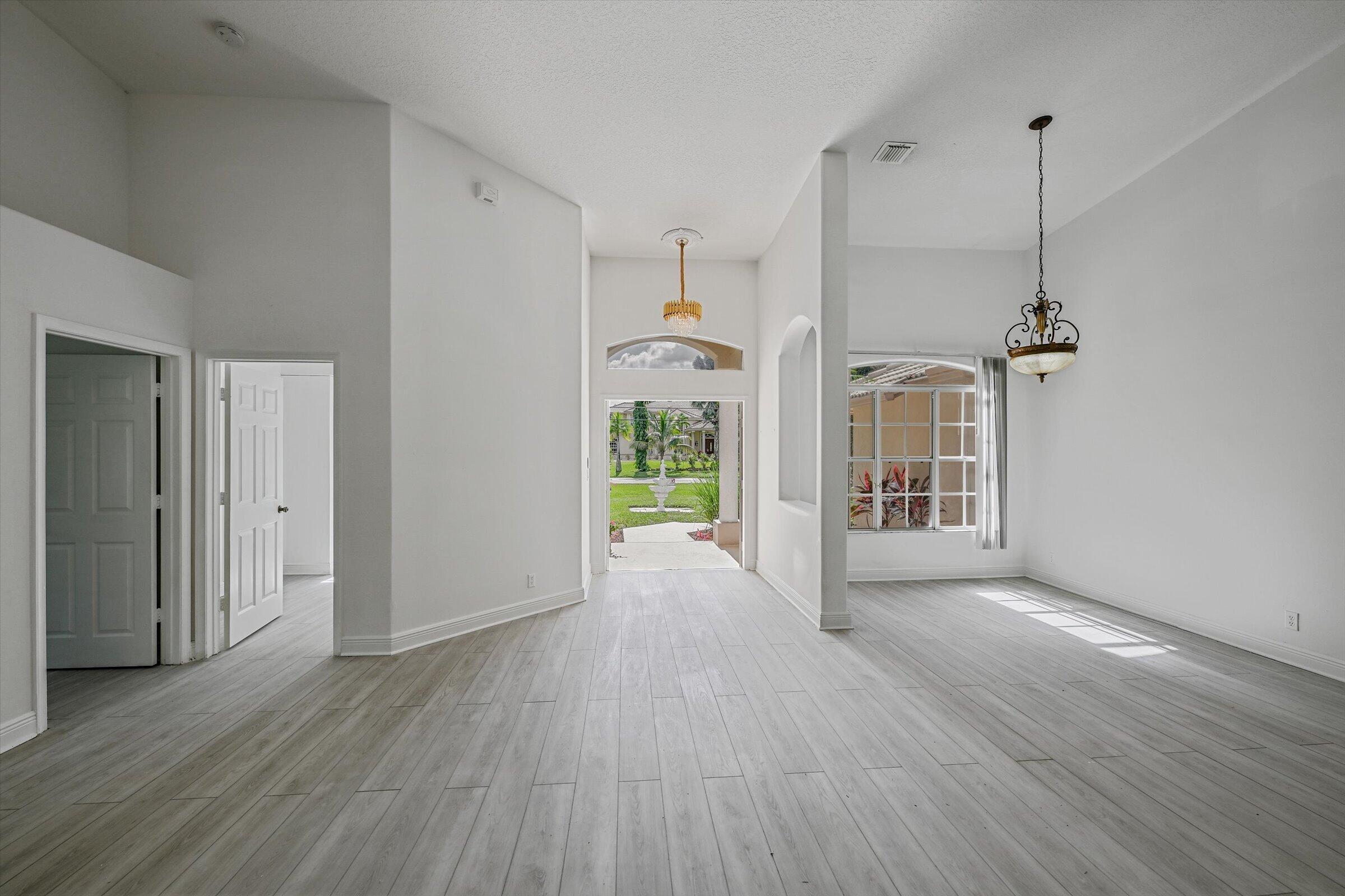 8671 155th, Palm Beach Gardens FL 33418