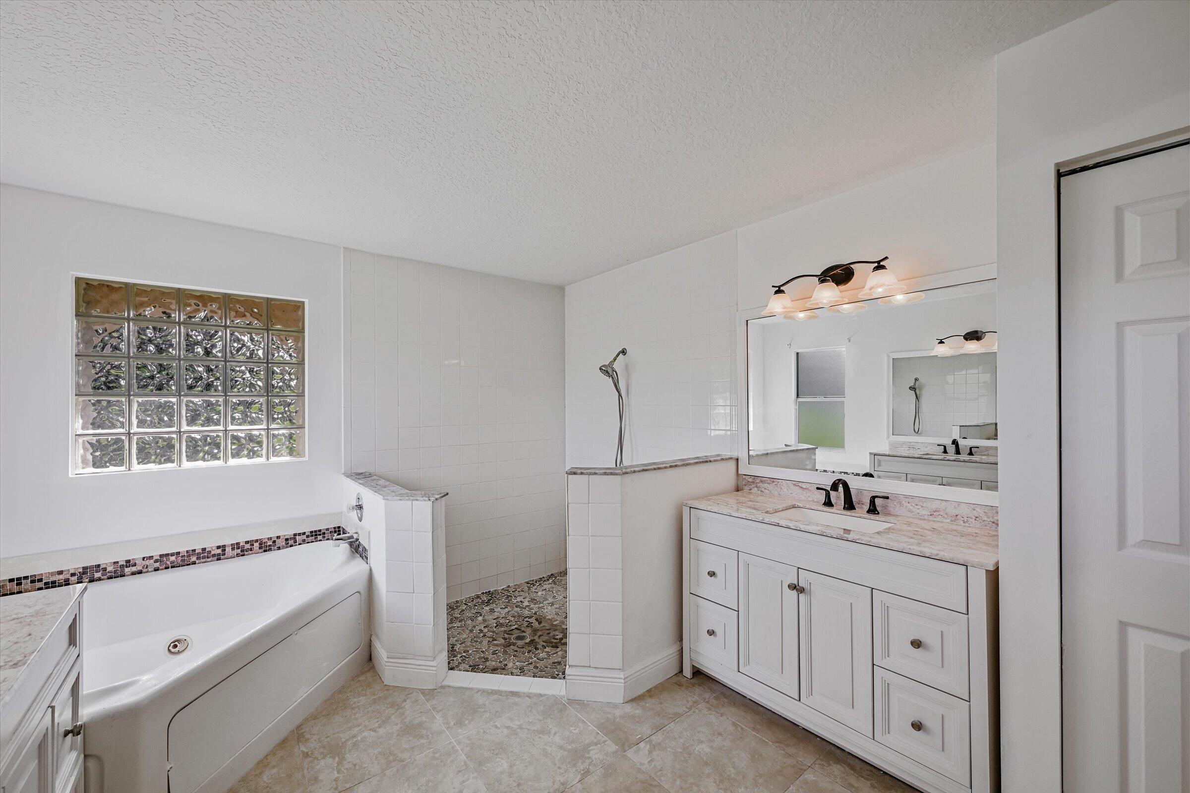 8671 155th, Palm Beach Gardens FL 33418