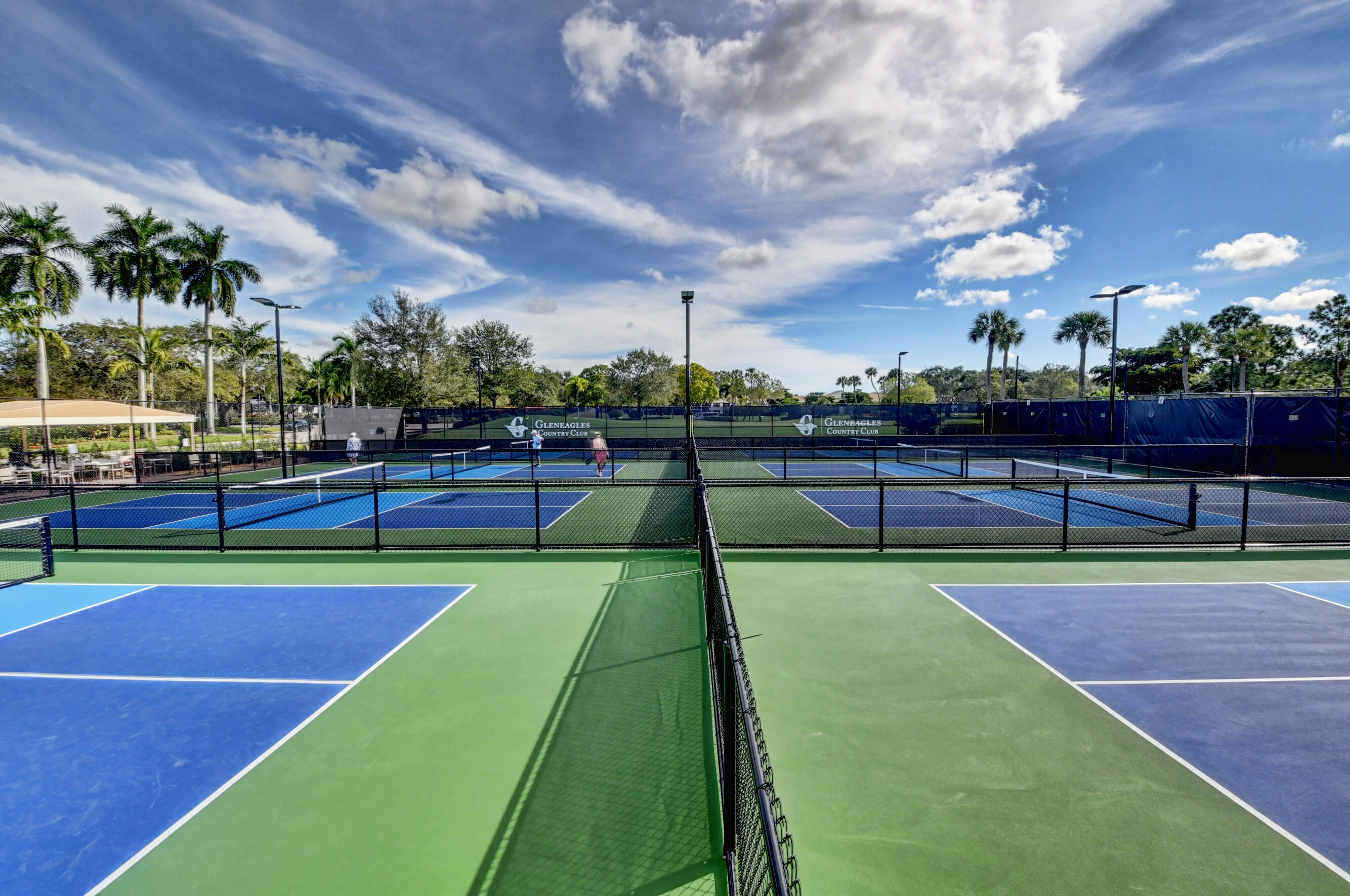 7473 Glendevon #402, Delray Beach FL 33446