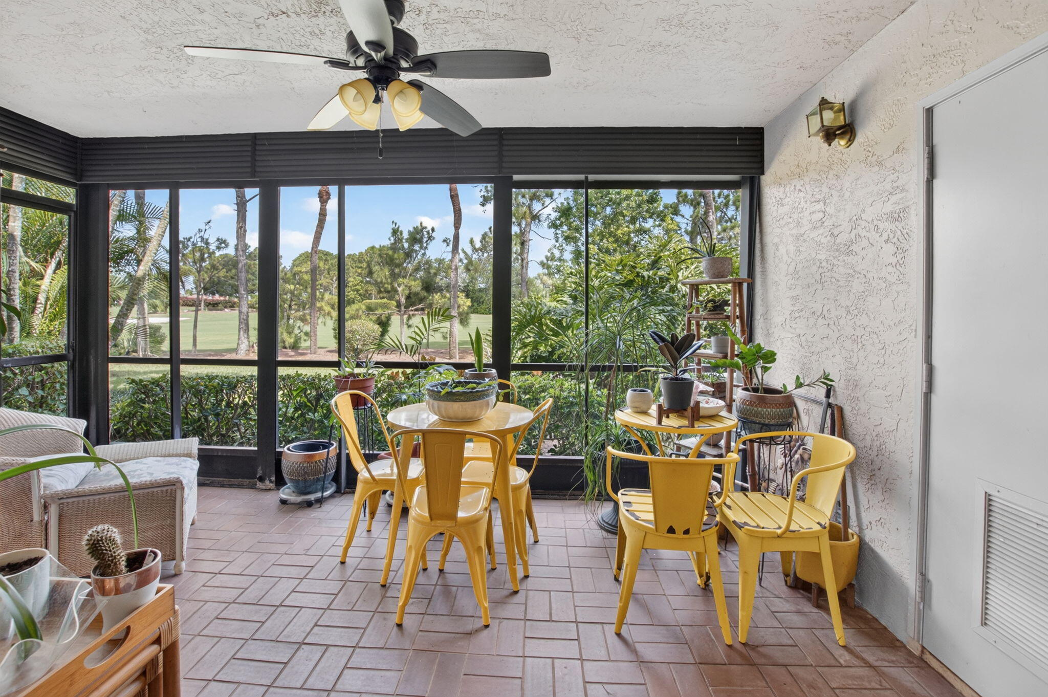 7473 Glendevon #402, Delray Beach FL 33446