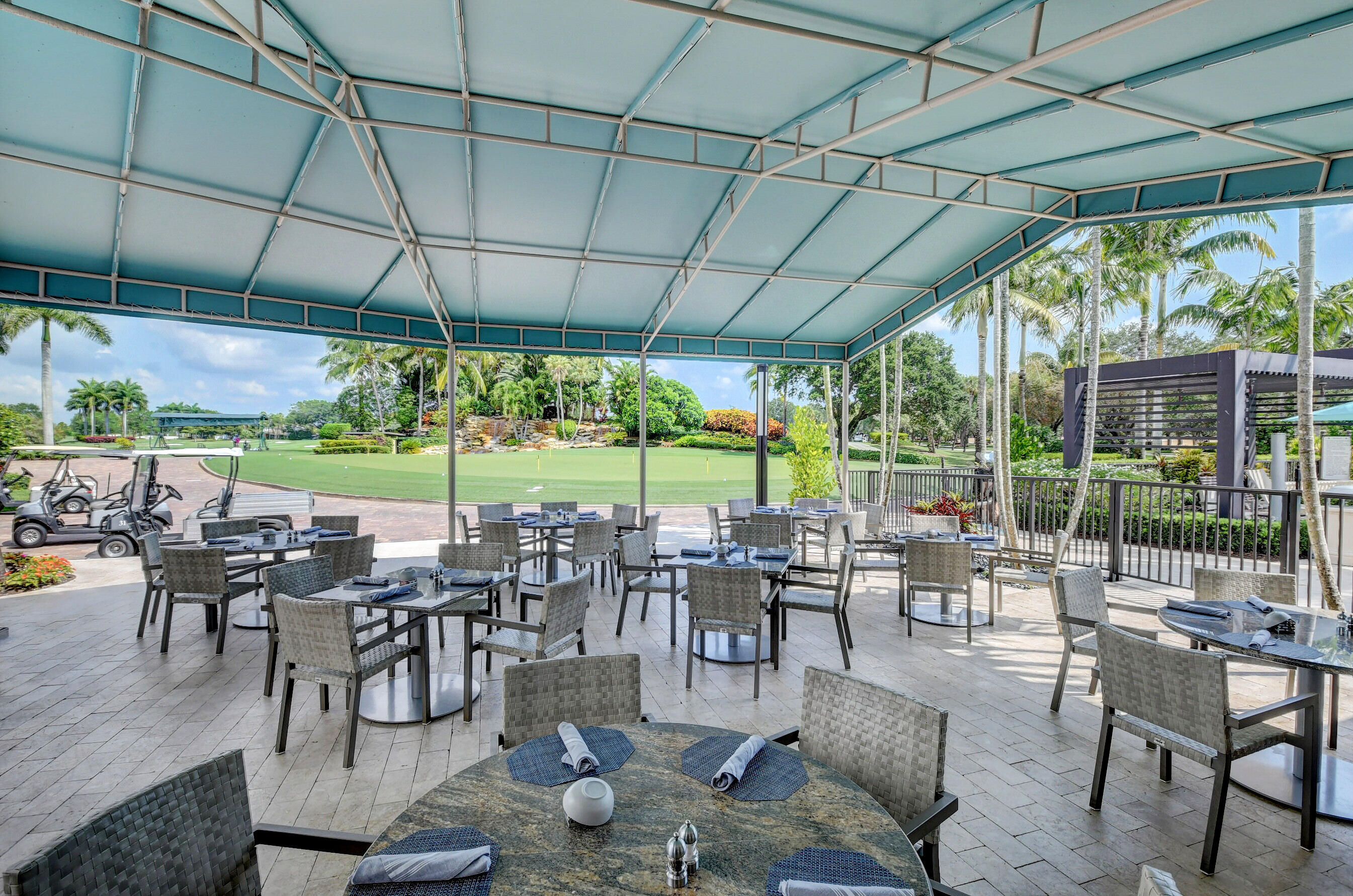 7473 Glendevon #402, Delray Beach FL 33446