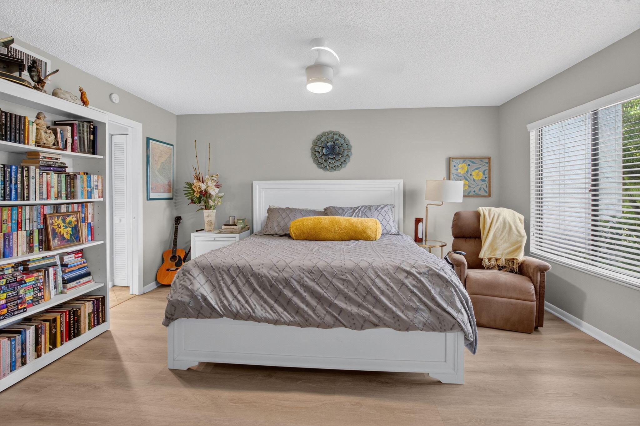 7473 Glendevon #402, Delray Beach FL 33446