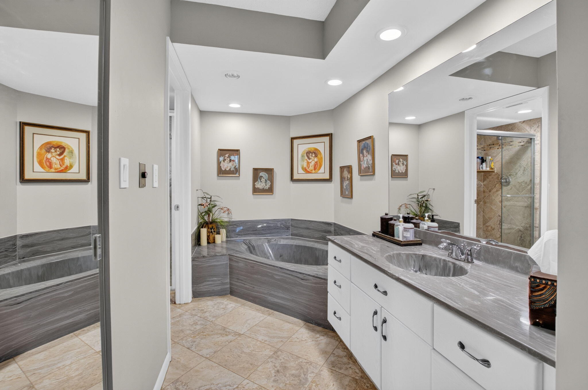 7473 Glendevon #402, Delray Beach FL 33446