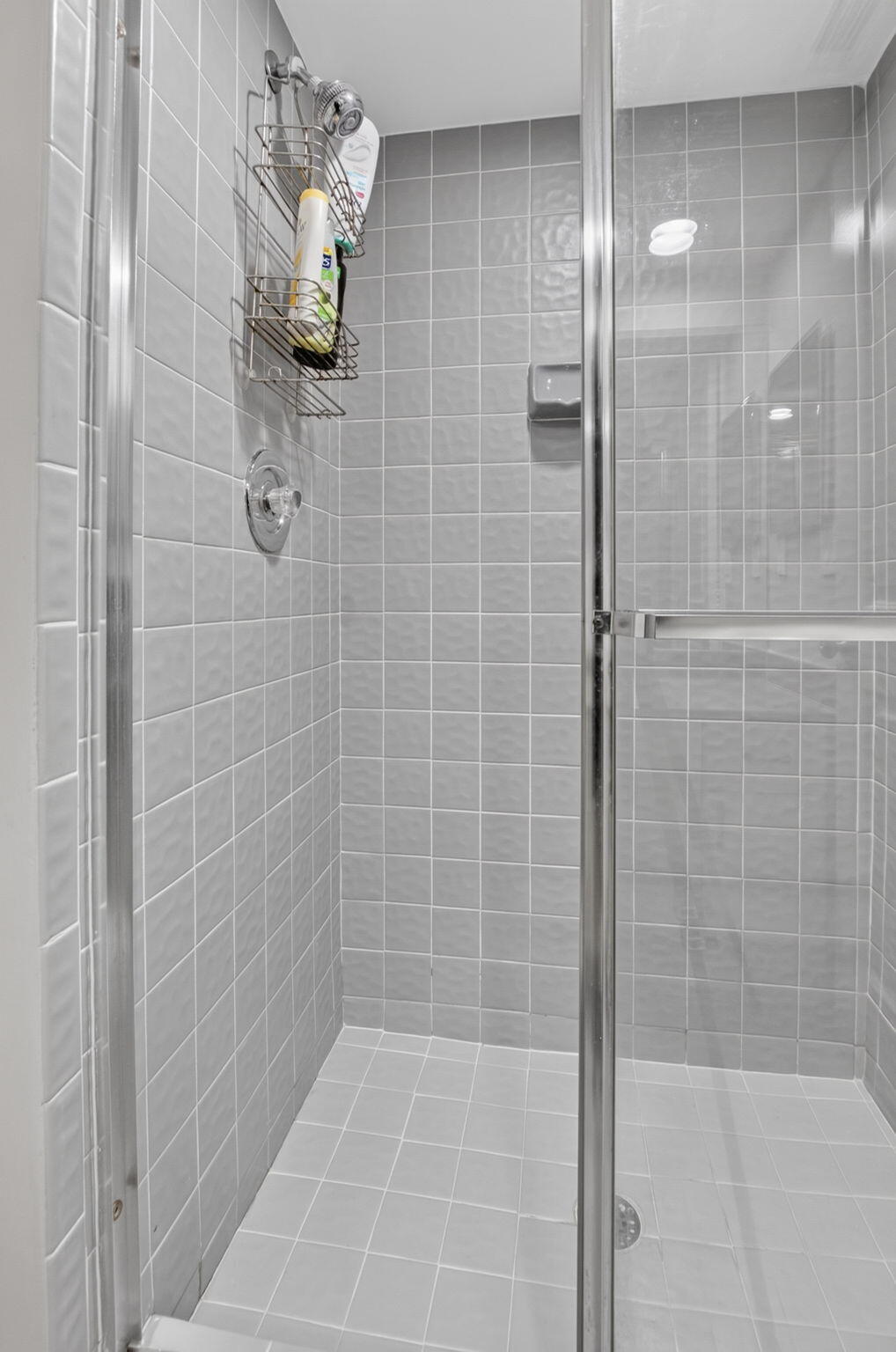 7473 Glendevon #402, Delray Beach FL 33446