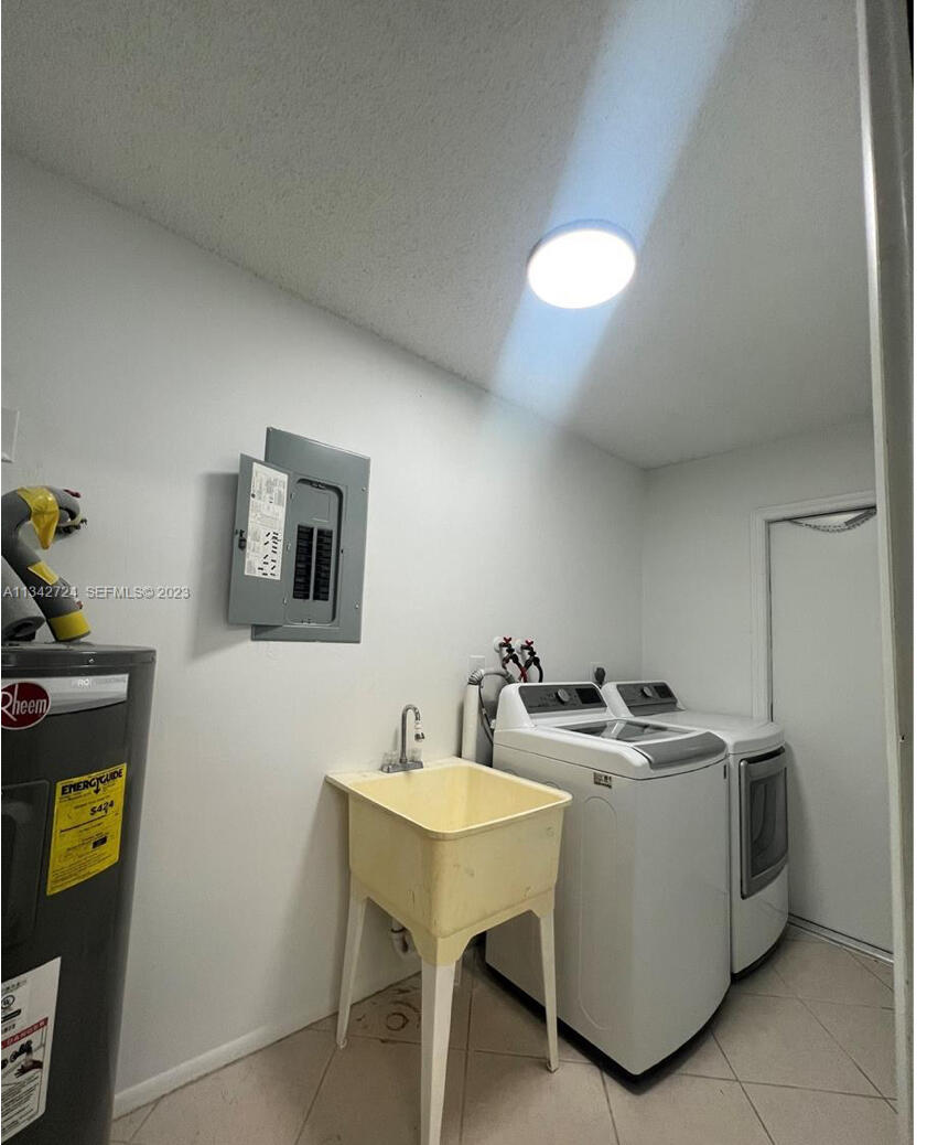 19420 Carolina, Boca Raton FL 33434