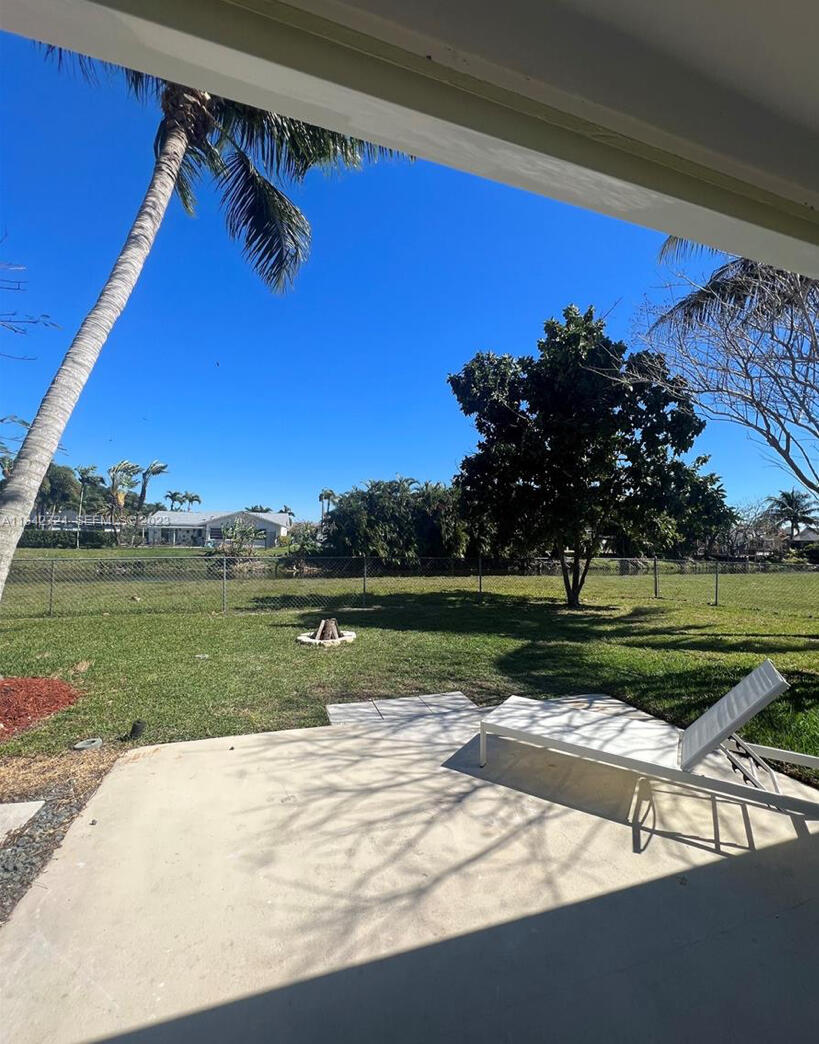19420 Carolina, Boca Raton FL 33434
