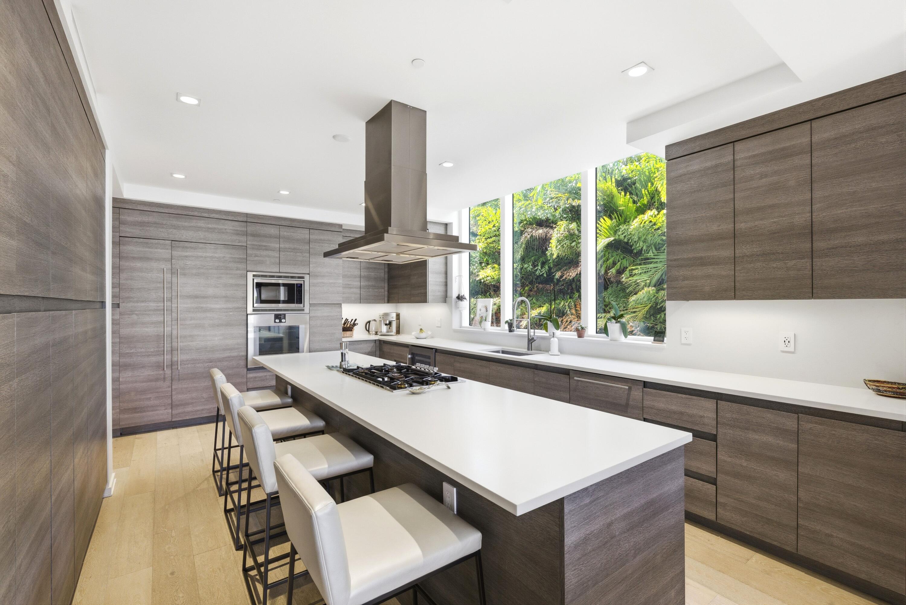 1110 Seminole #201, Fort Lauderdale FL 33304