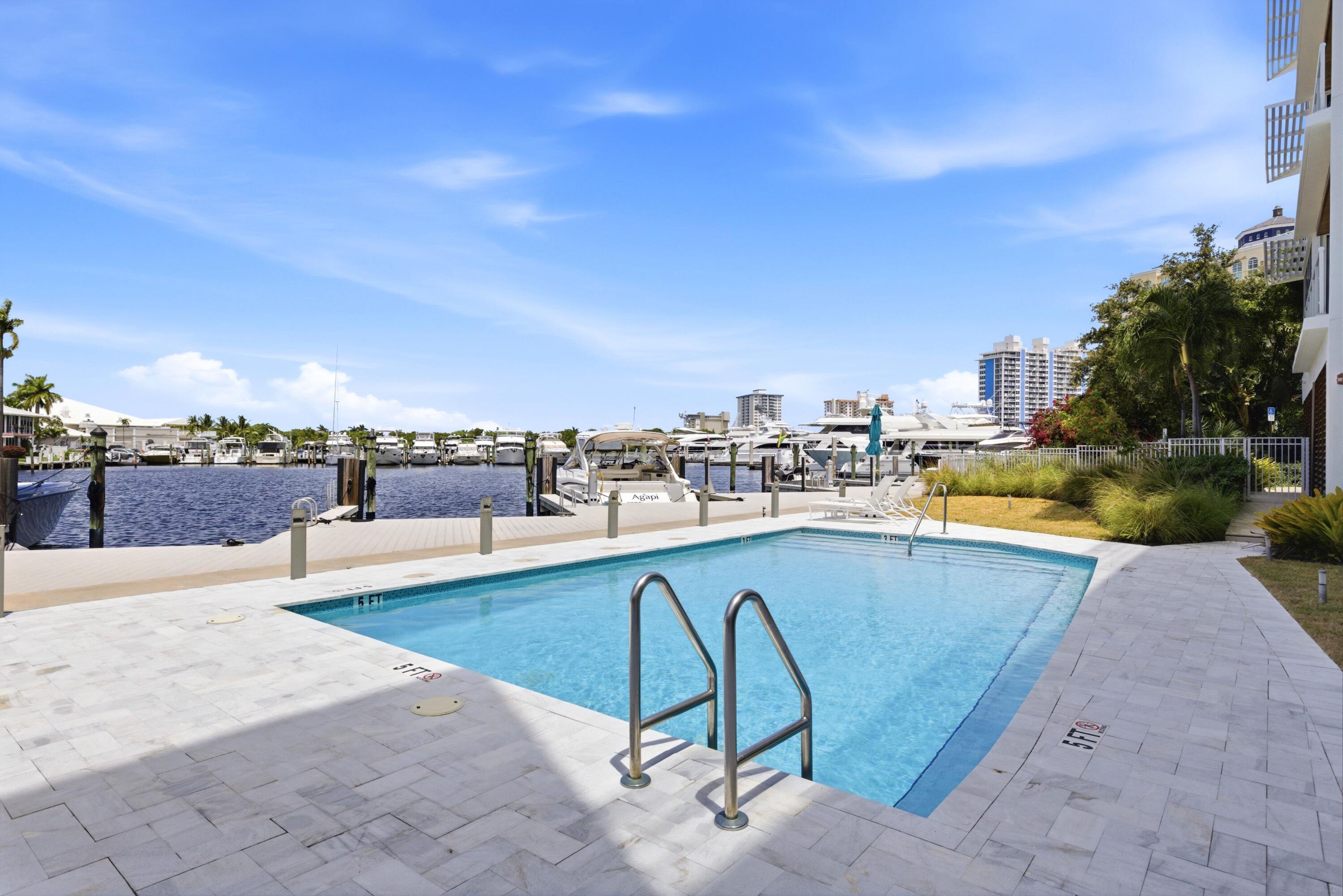 1110 Seminole #201, Fort Lauderdale FL 33304