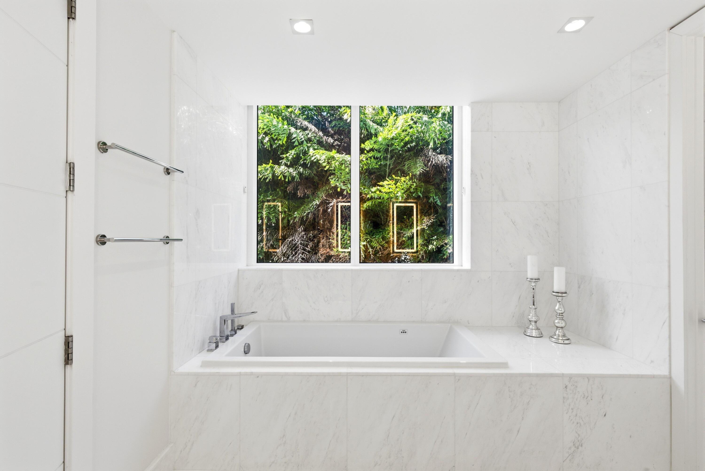 1110 Seminole #201, Fort Lauderdale FL 33304