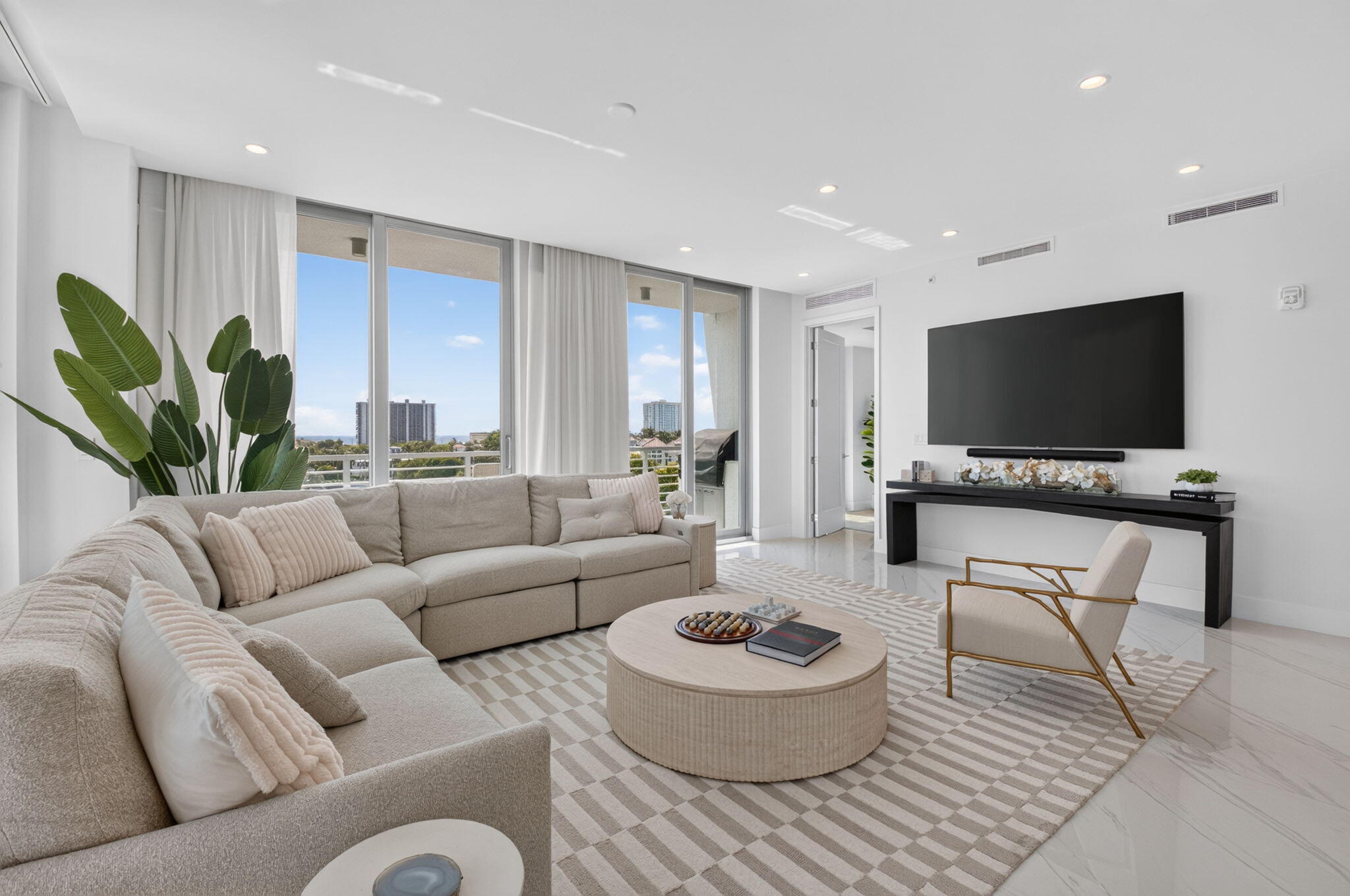 495 E Royal Palm #601, Boca Raton FL 33432