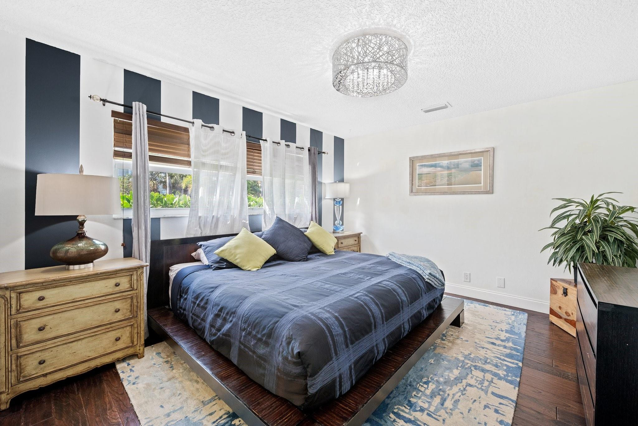 2200 NE 36th, Fort Lauderdale FL 33308