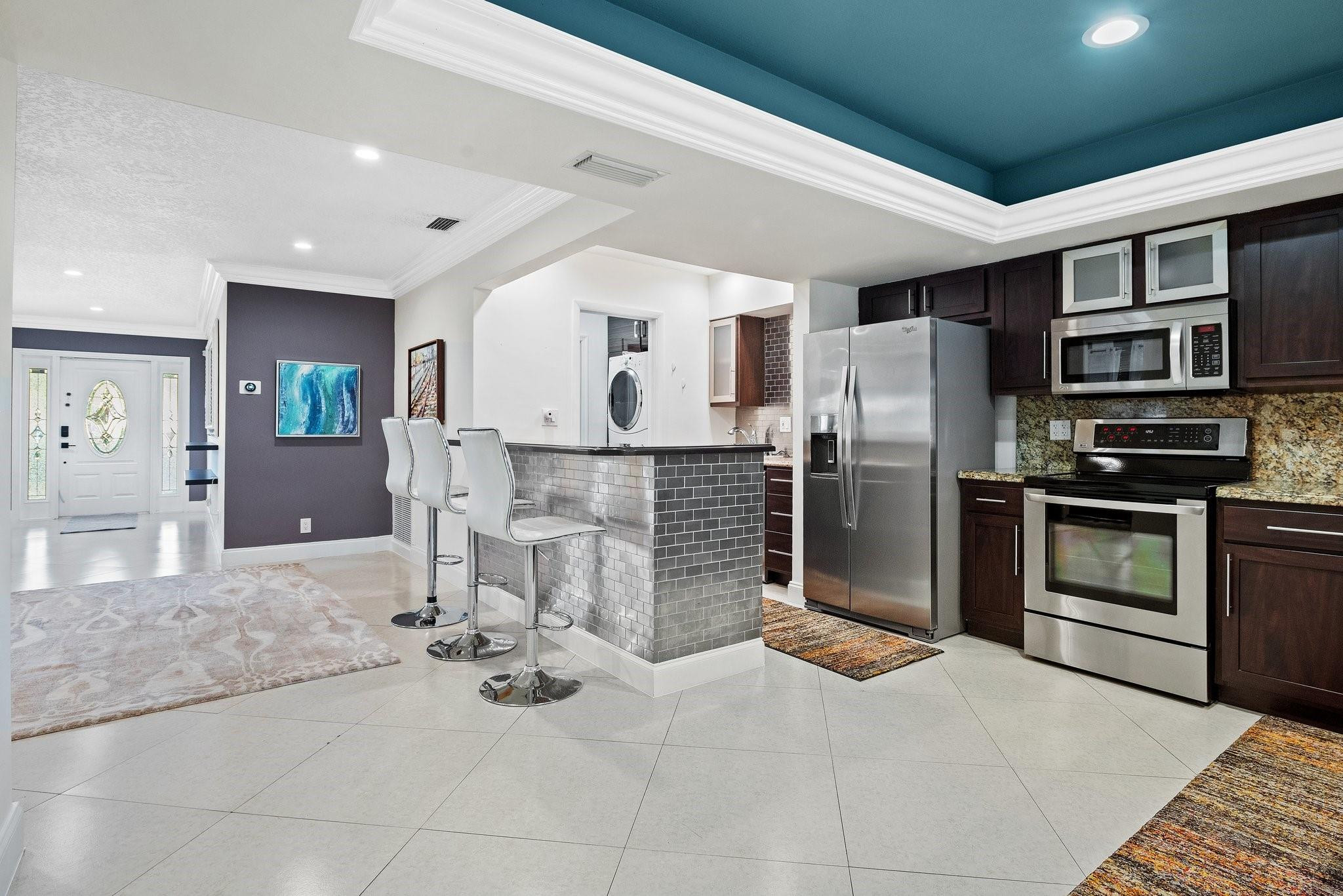 2200 NE 36th, Fort Lauderdale FL 33308