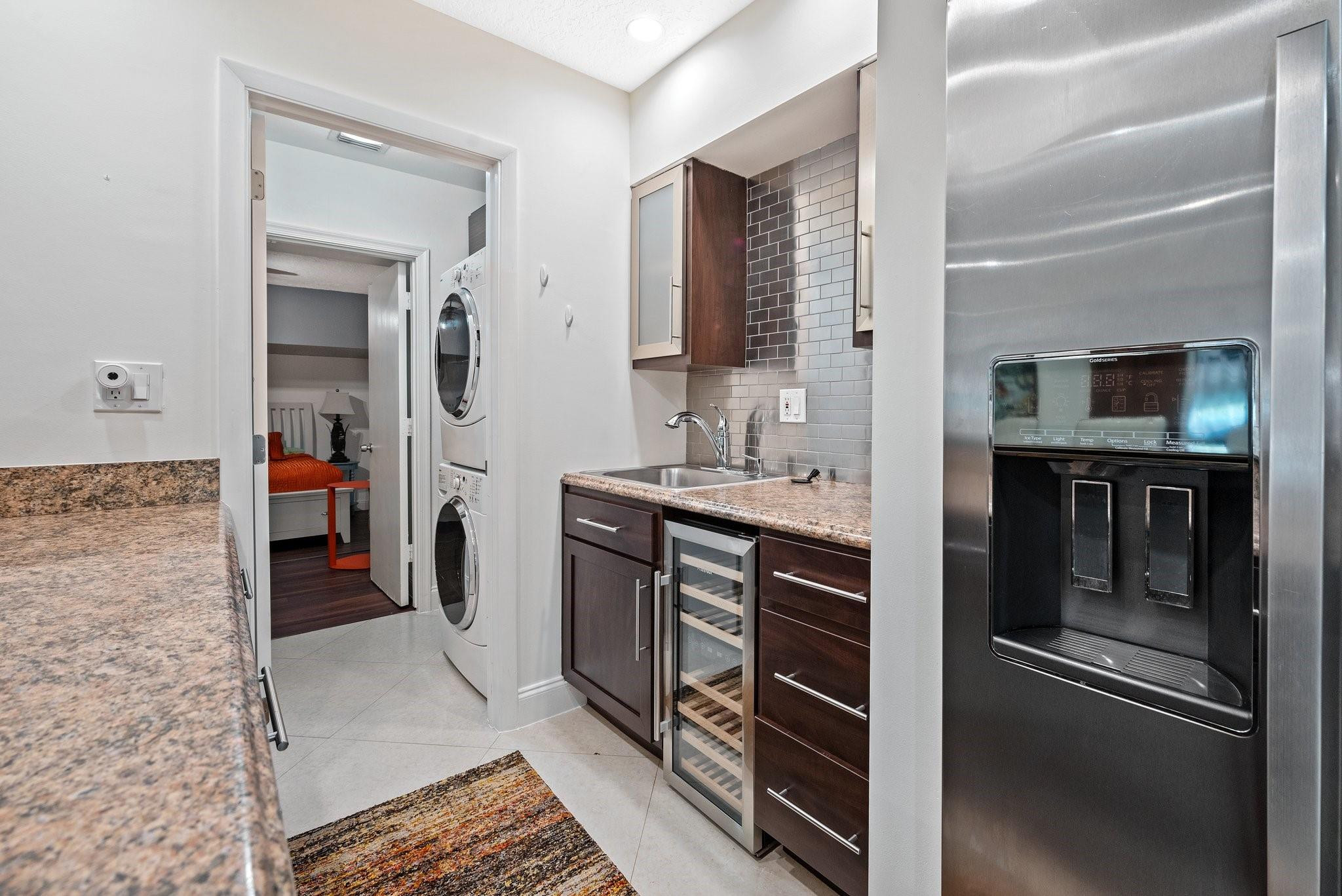 2200 NE 36th, Fort Lauderdale FL 33308