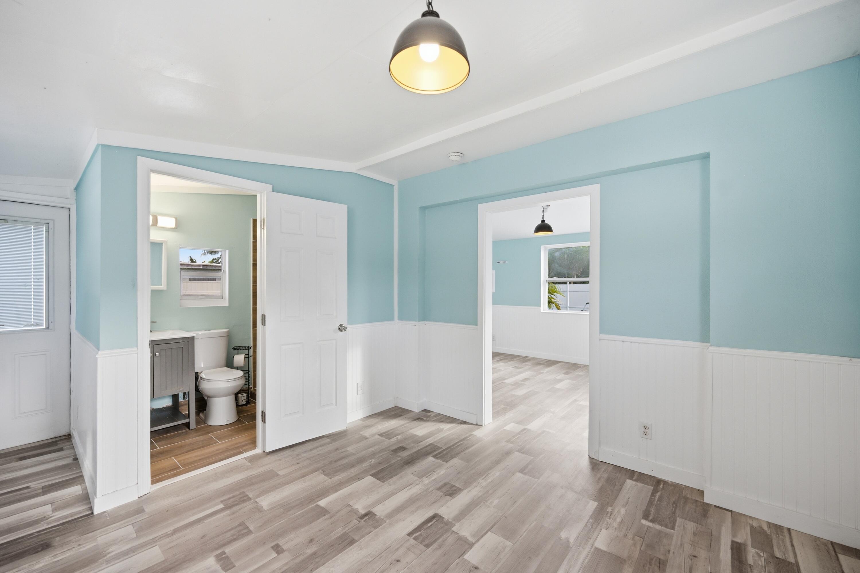 434 Australian, Lake Park FL 33403