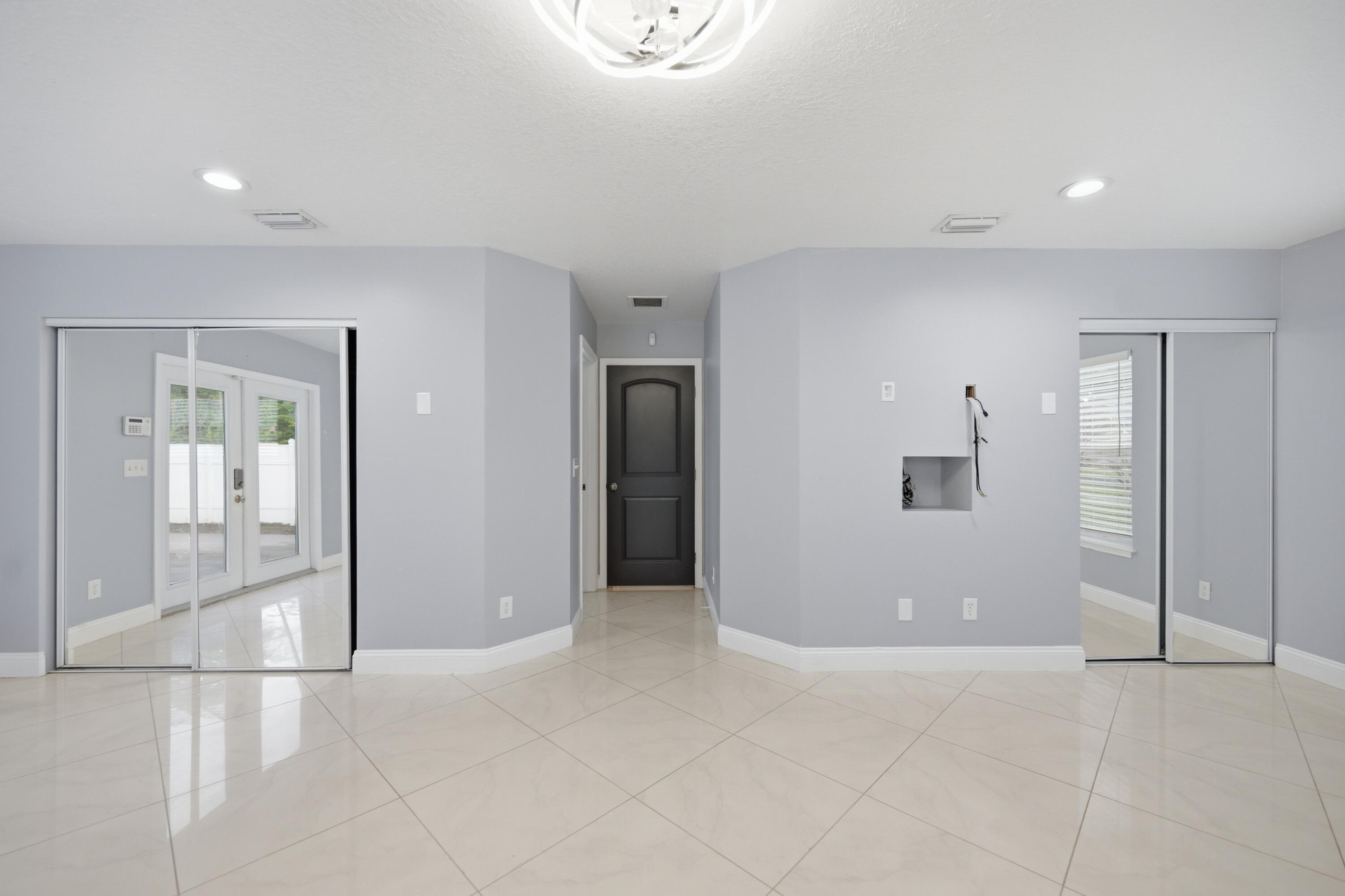 434 Australian, Lake Park FL 33403