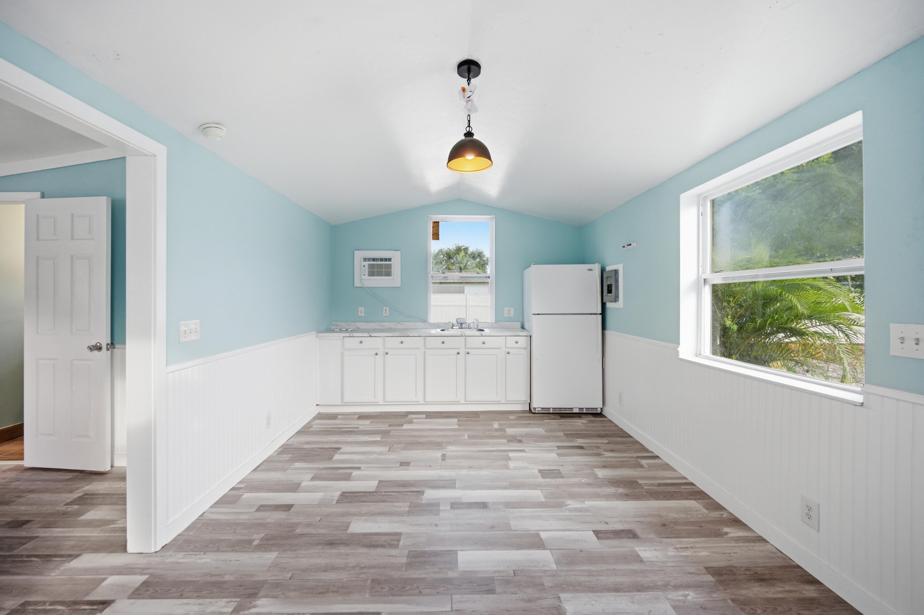 434 Australian, Lake Park FL 33403