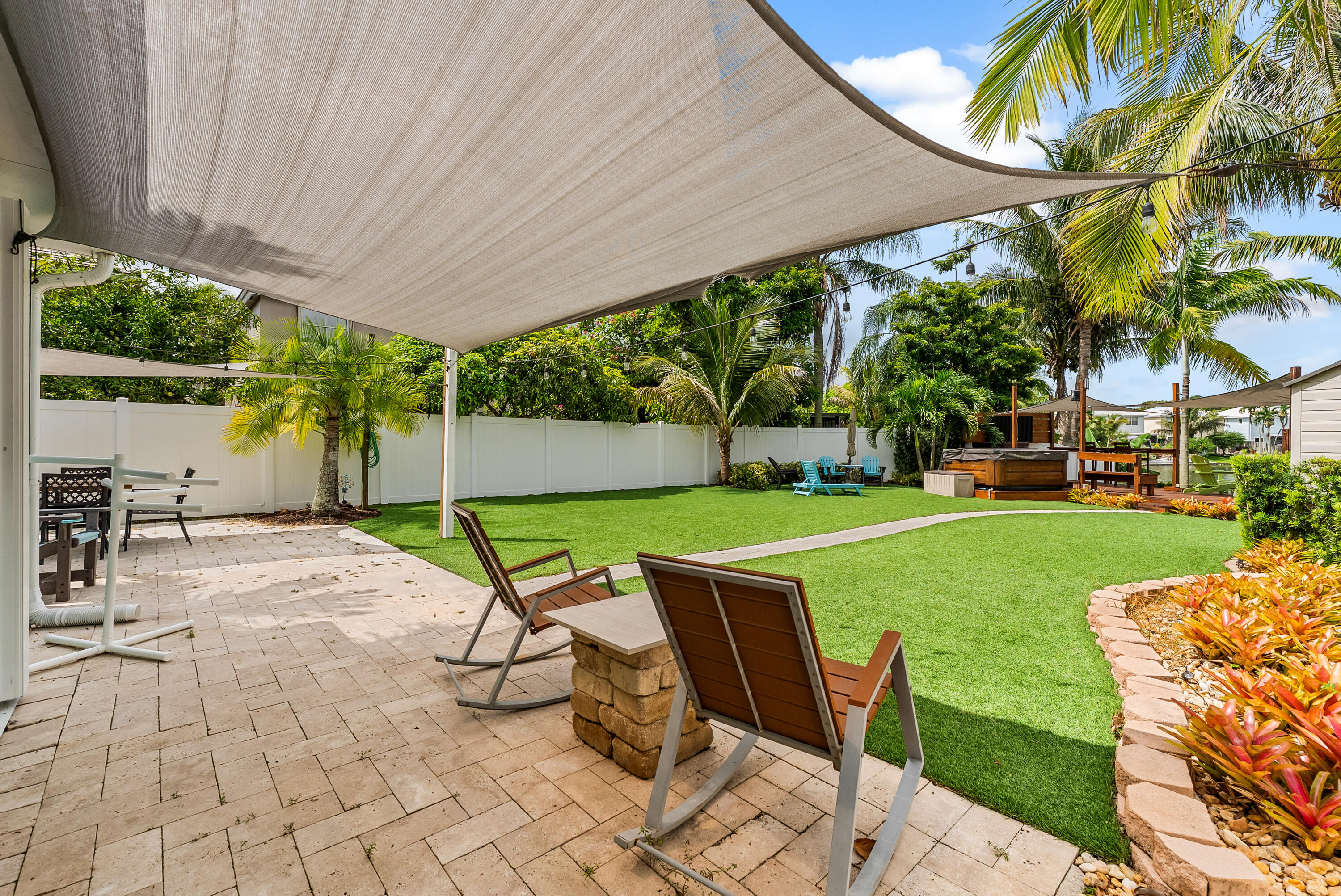 3120 Cape, Margate FL 33063