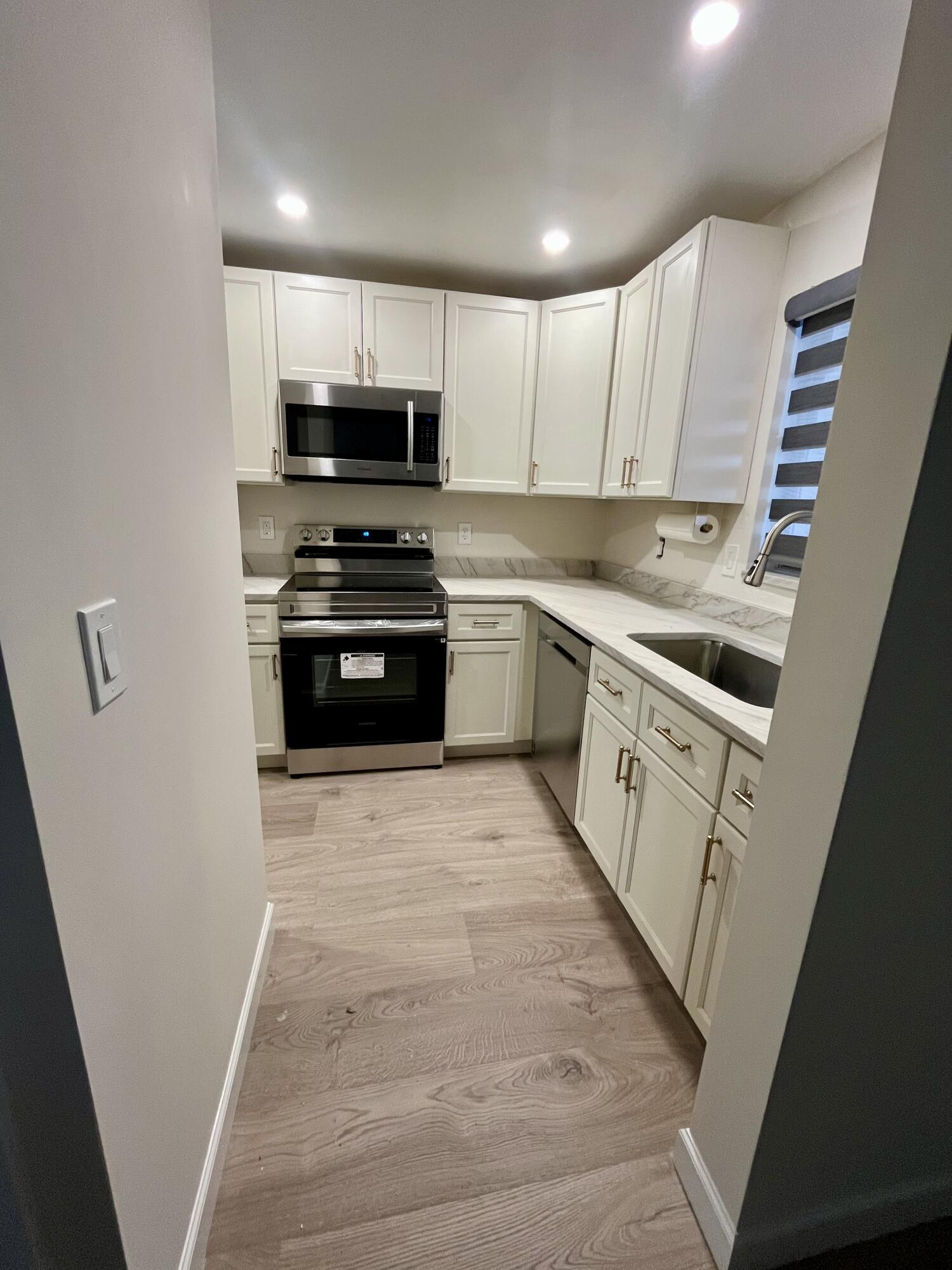 311 E Ocean #205, Lantana FL 33462
