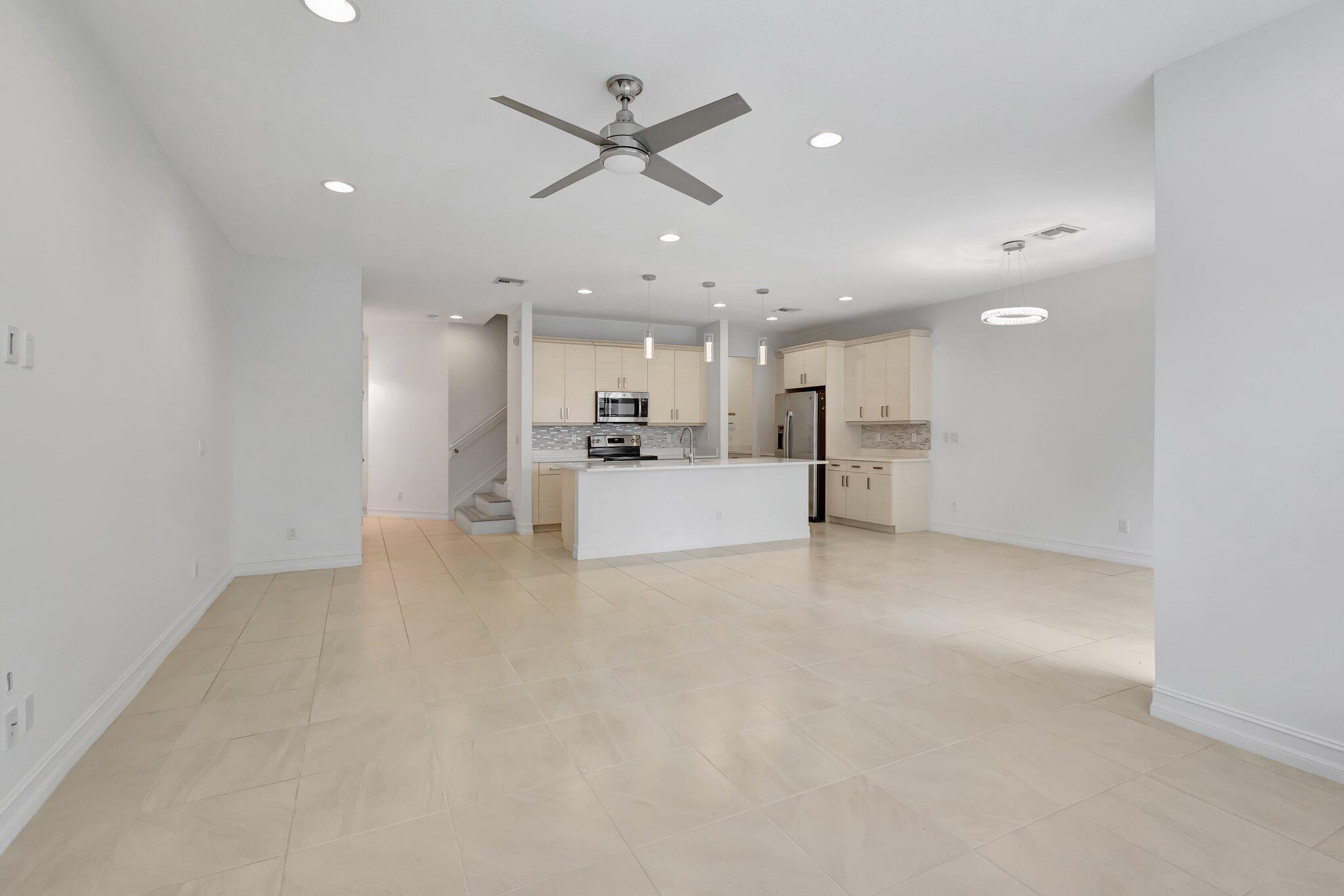 91 Palm, Royal Palm Beach FL 33411