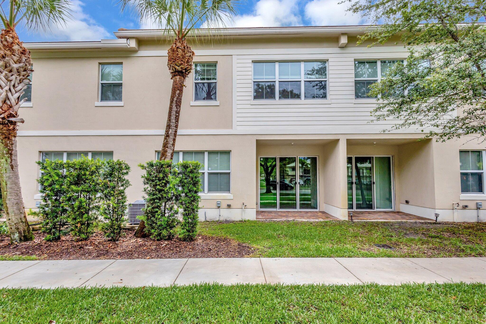91 Palm, Royal Palm Beach FL 33411