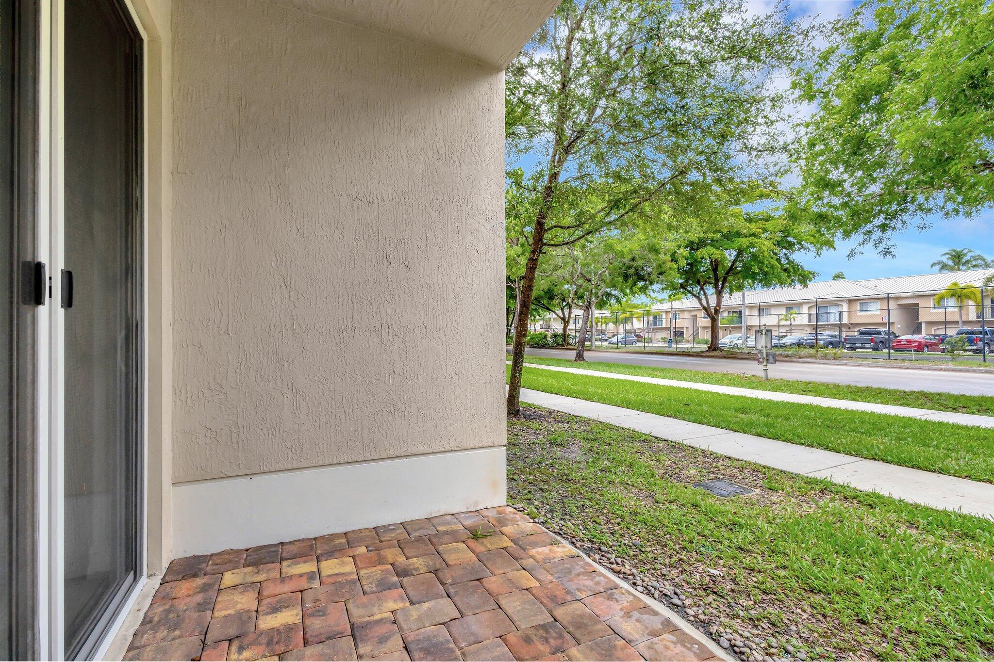91 Palm, Royal Palm Beach FL 33411