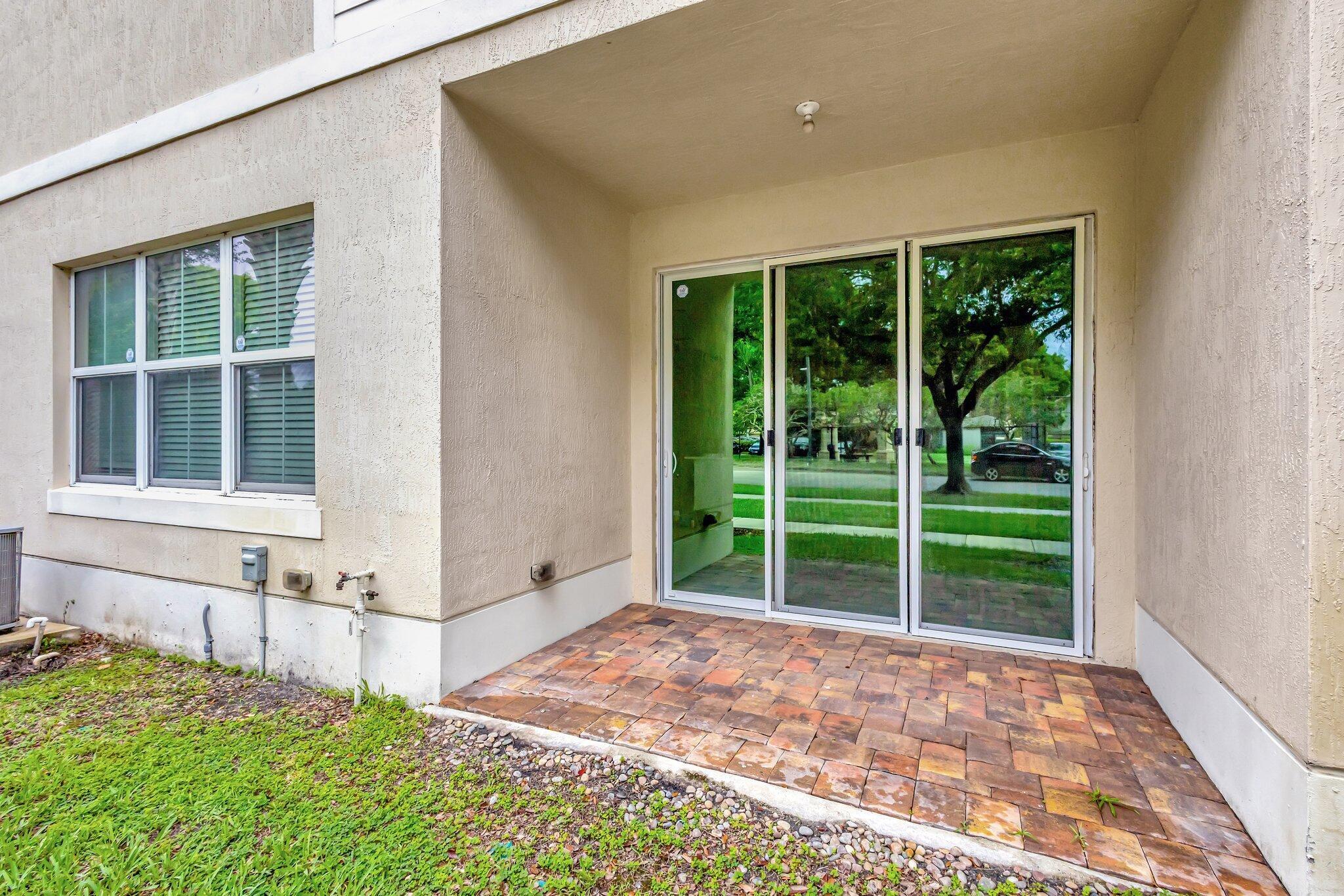 91 Palm, Royal Palm Beach FL 33411