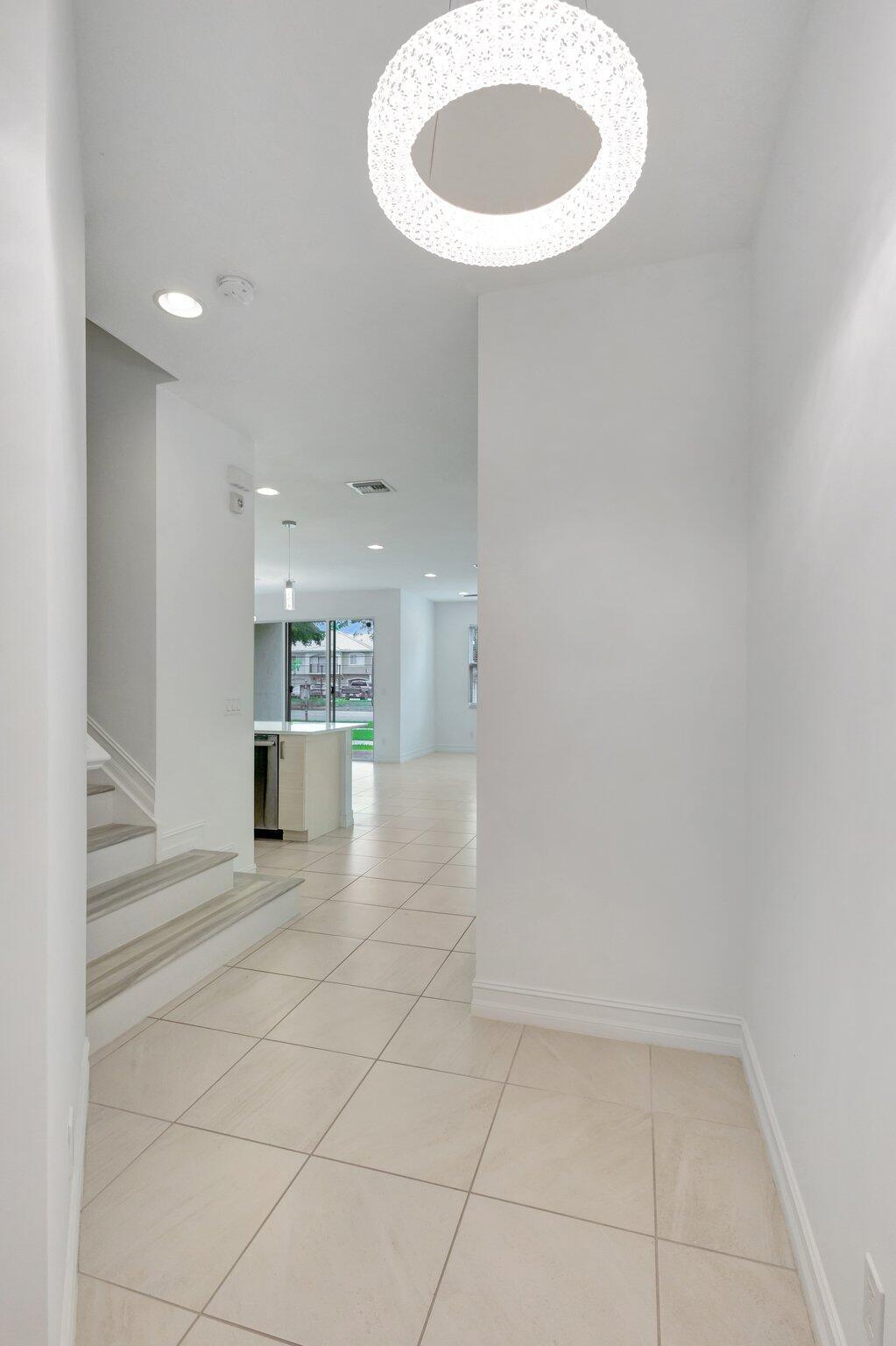 91 Palm, Royal Palm Beach FL 33411