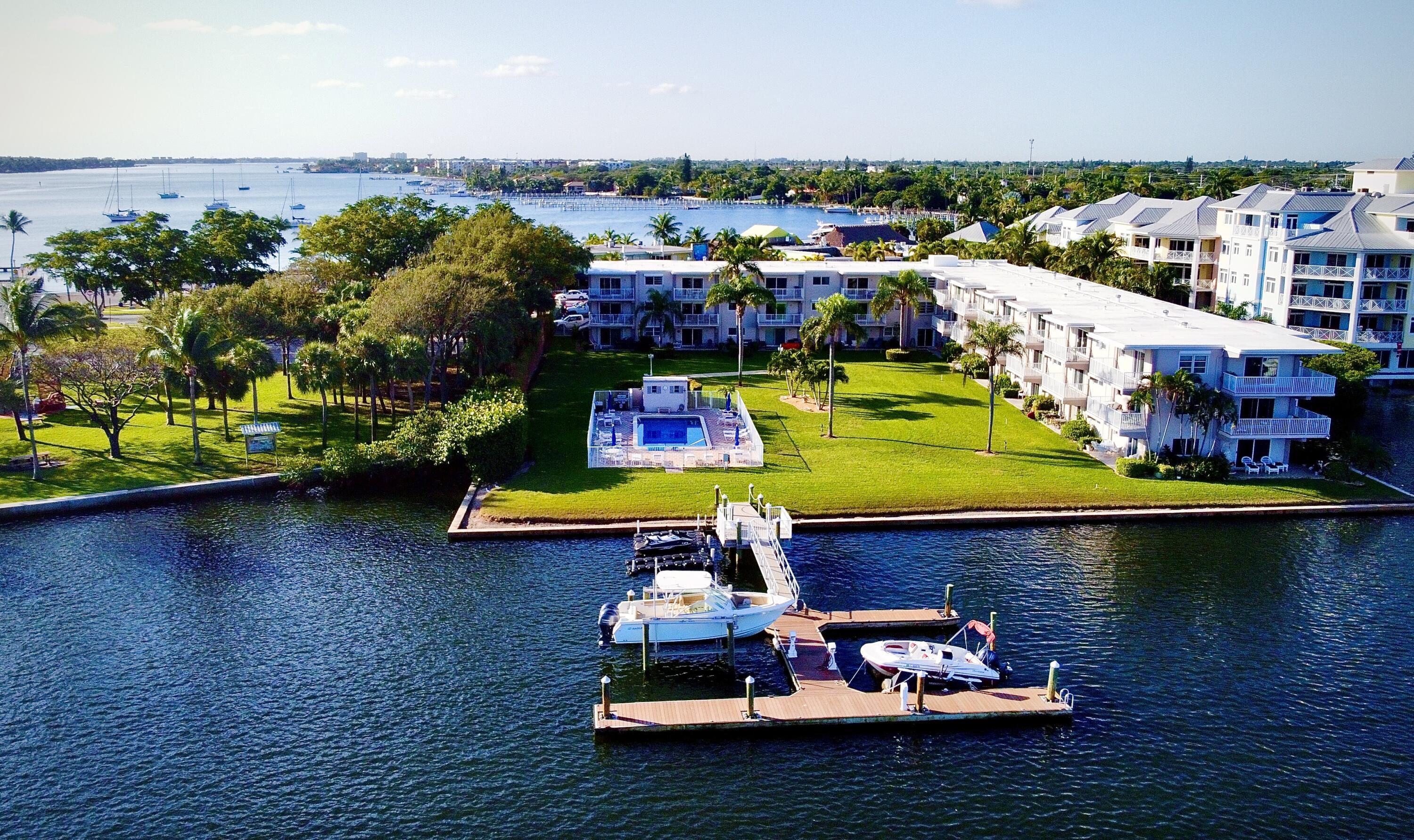 311 E Ocean #201, Lantana FL 33462