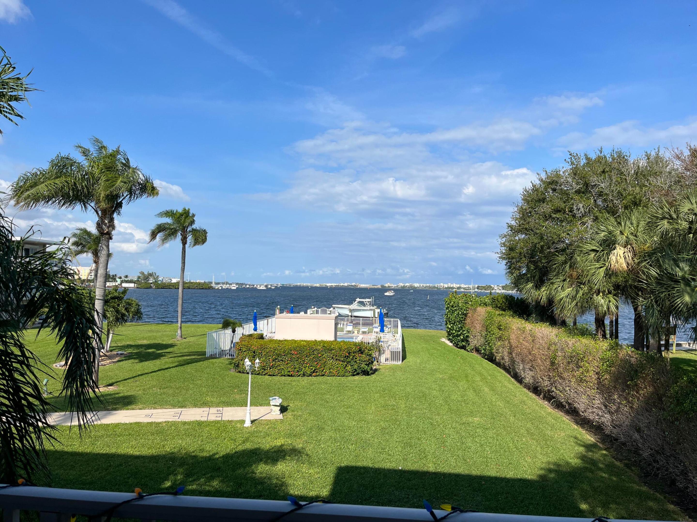 311 E Ocean #201, Lantana FL 33462