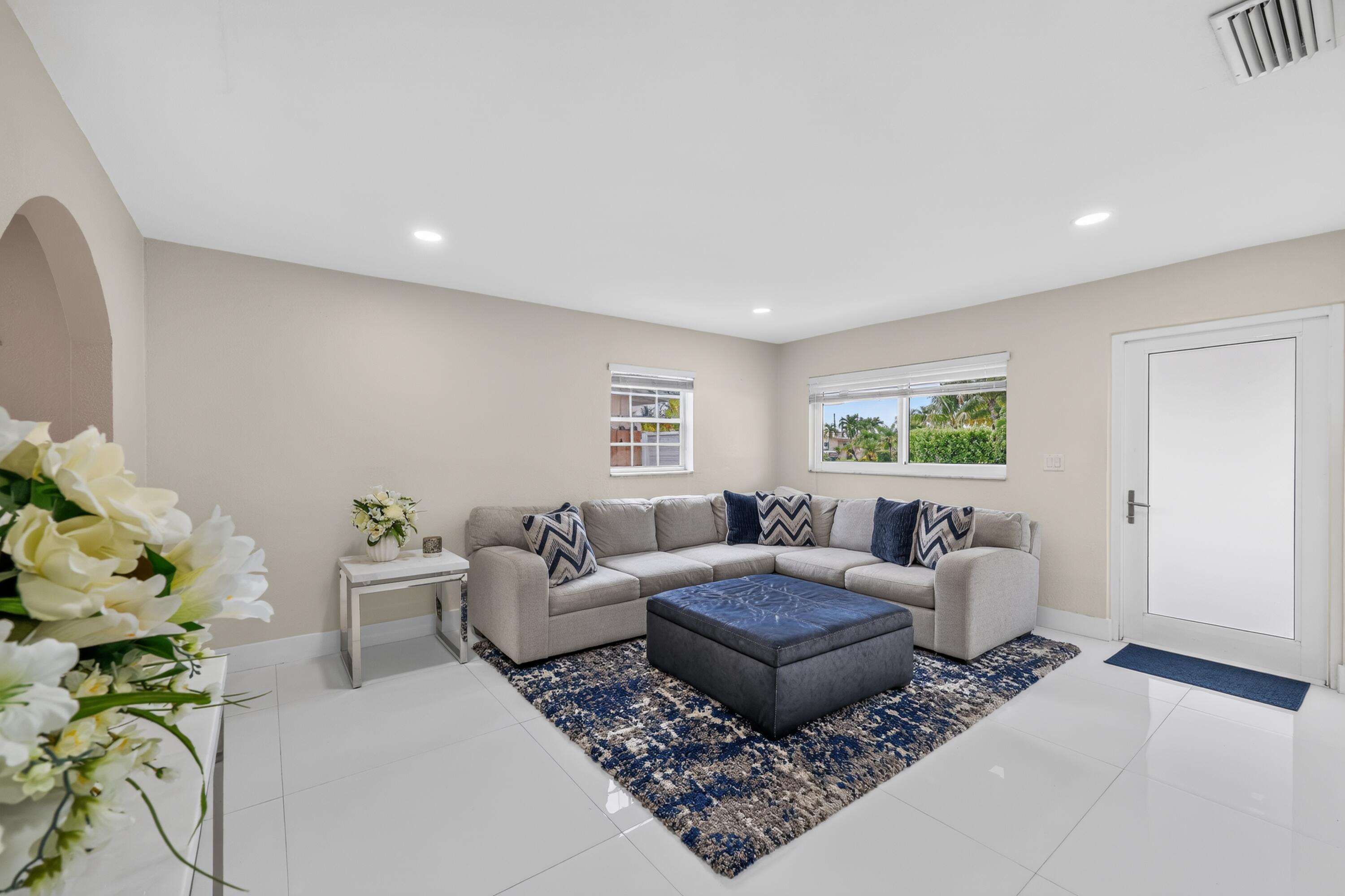 10363 SW 6th, Sweetwater FL 33174