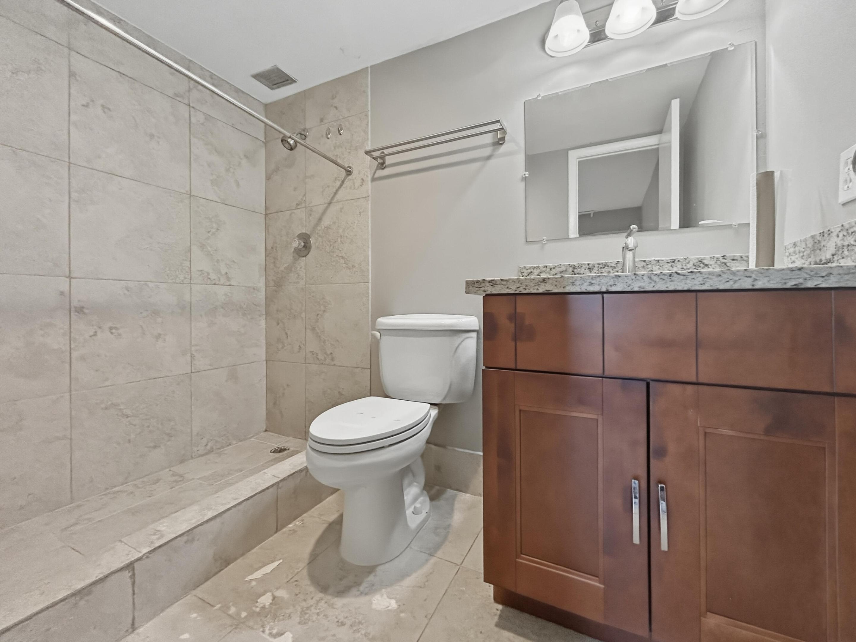 6301 N Falls Circle #111, Lauderhill FL 33319