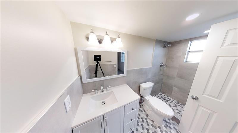 101 SE 3rd #301, Dania Beach FL 33004
