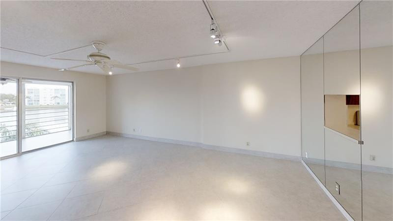 101 SE 3rd #301, Dania Beach FL 33004