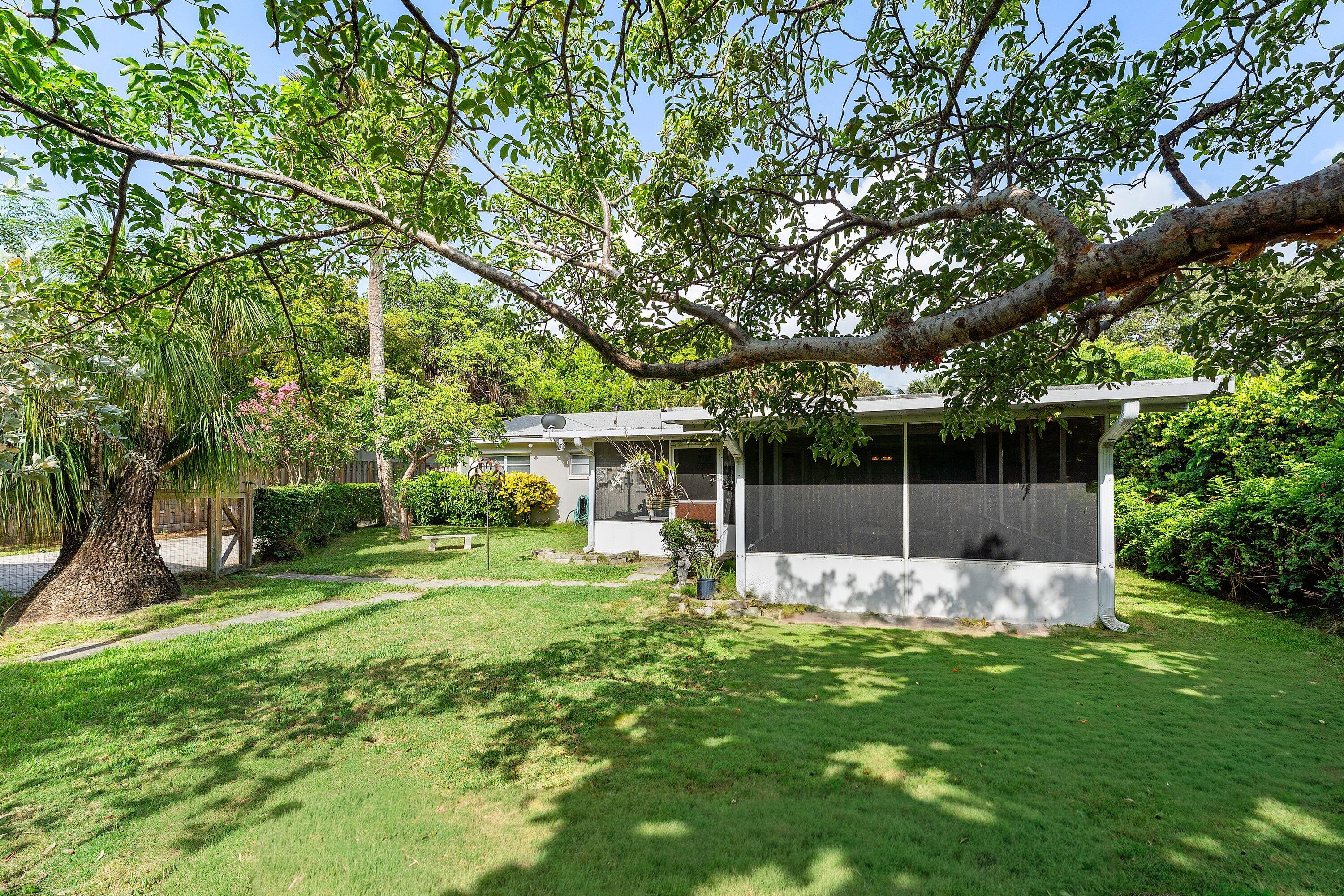 414 S Atlantic, Lantana FL 33462