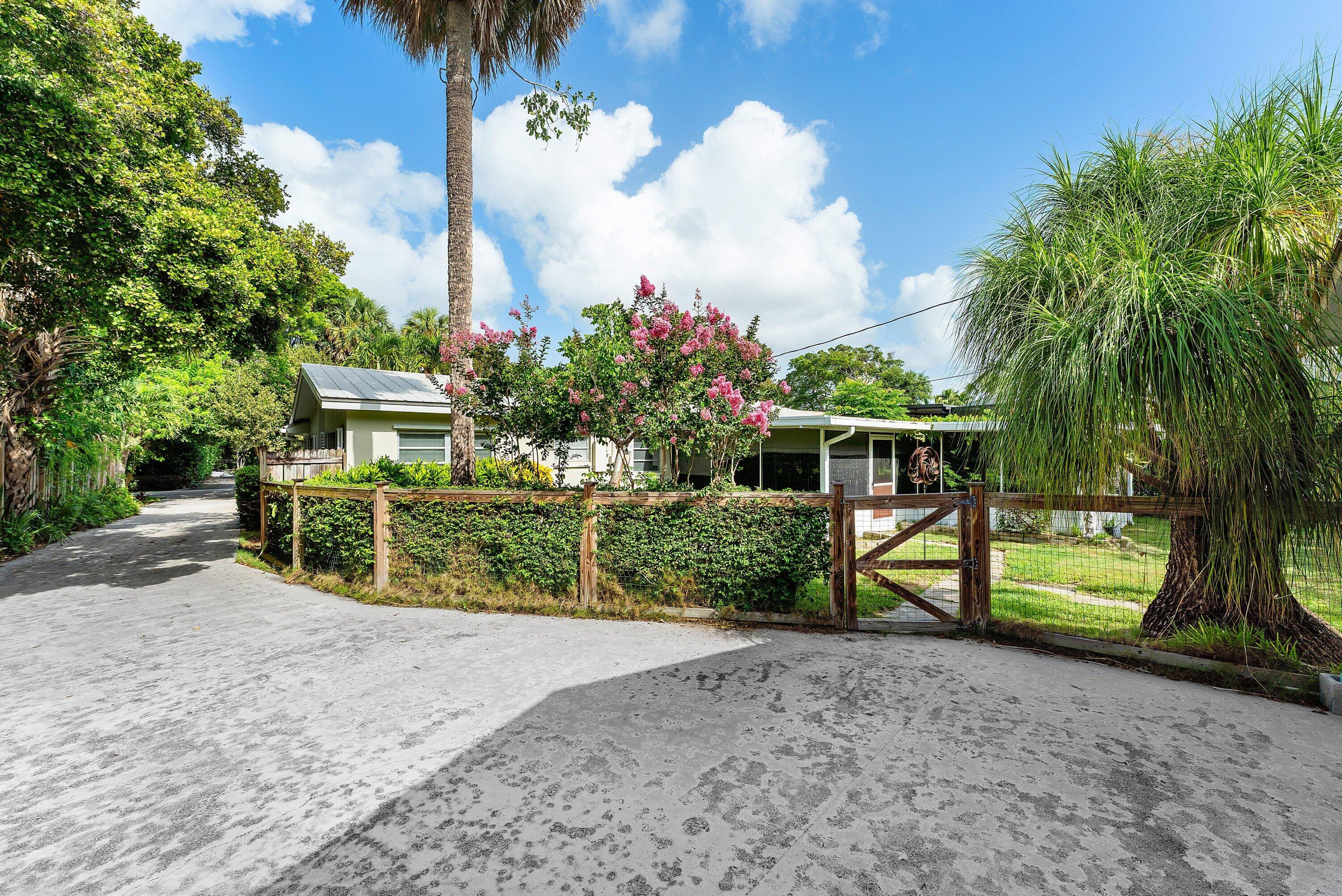 414 S Atlantic, Lantana FL 33462