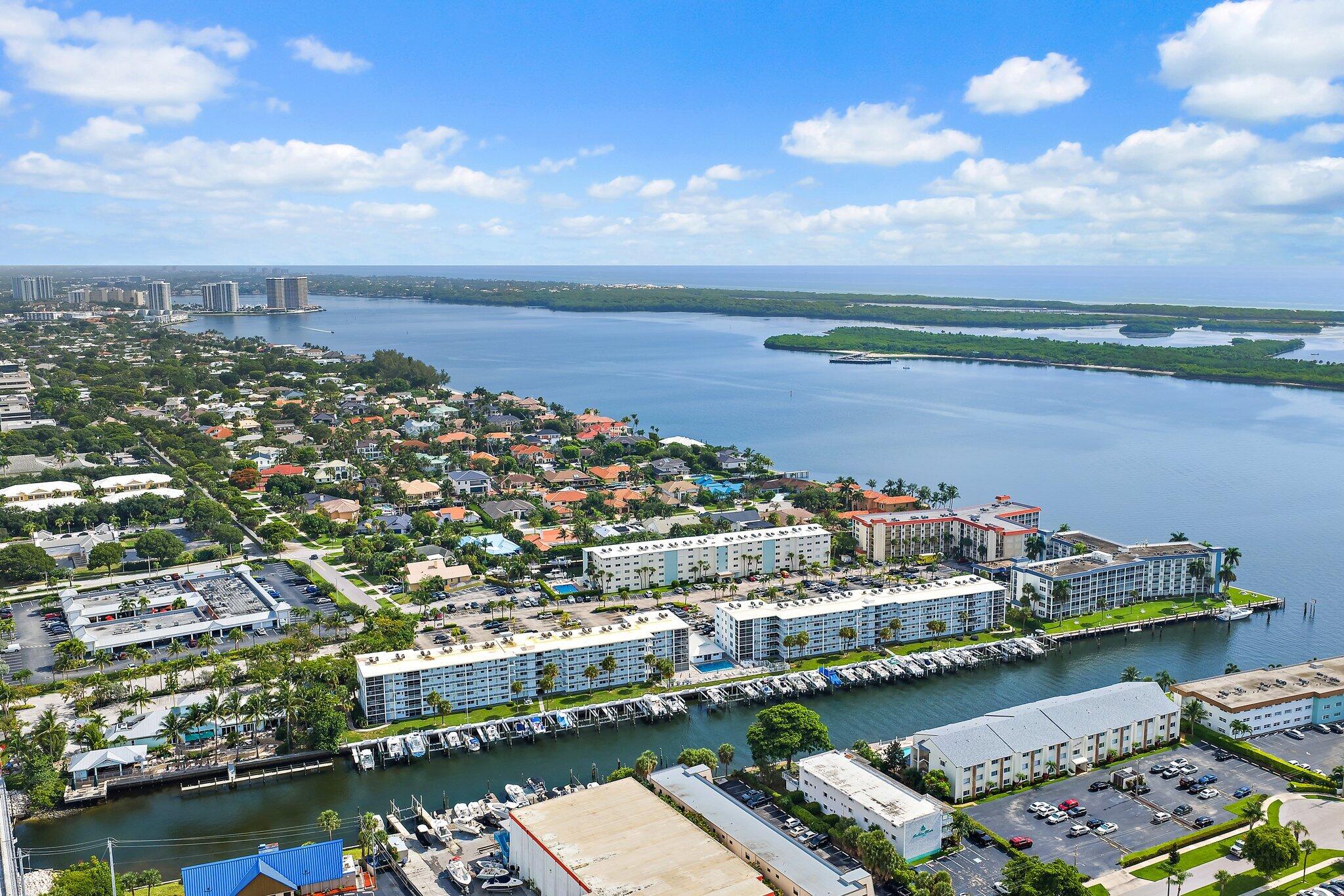 108 Paradise Harbour #314, North Palm Beach FL 33408