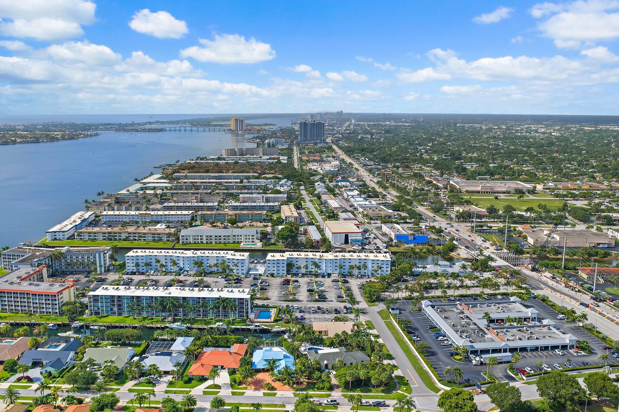 108 Paradise Harbour #314, North Palm Beach FL 33408