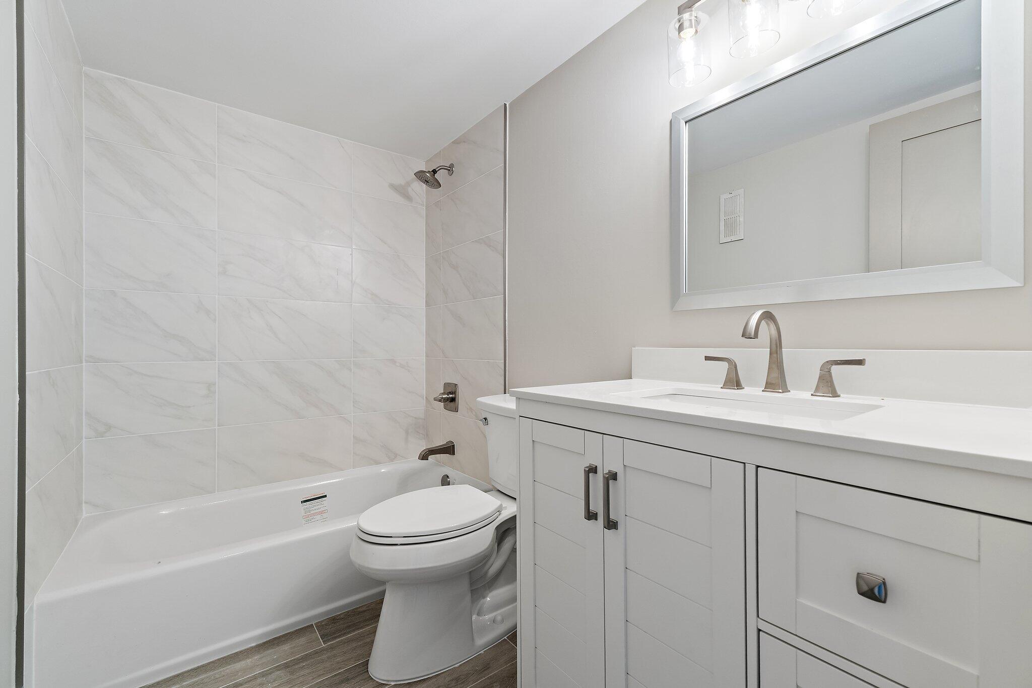 108 Paradise Harbour #314, North Palm Beach FL 33408