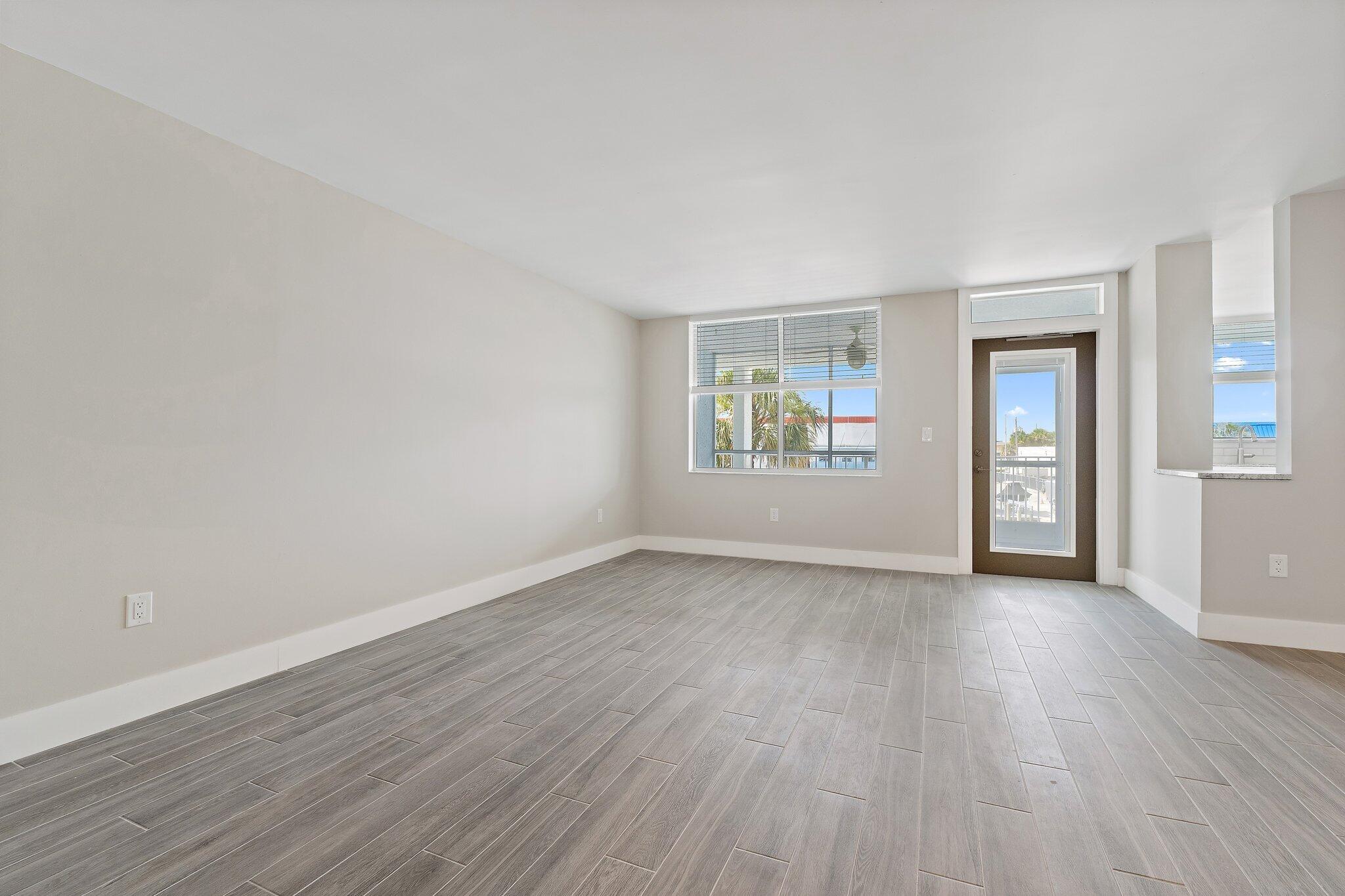 108 Paradise Harbour #314, North Palm Beach FL 33408