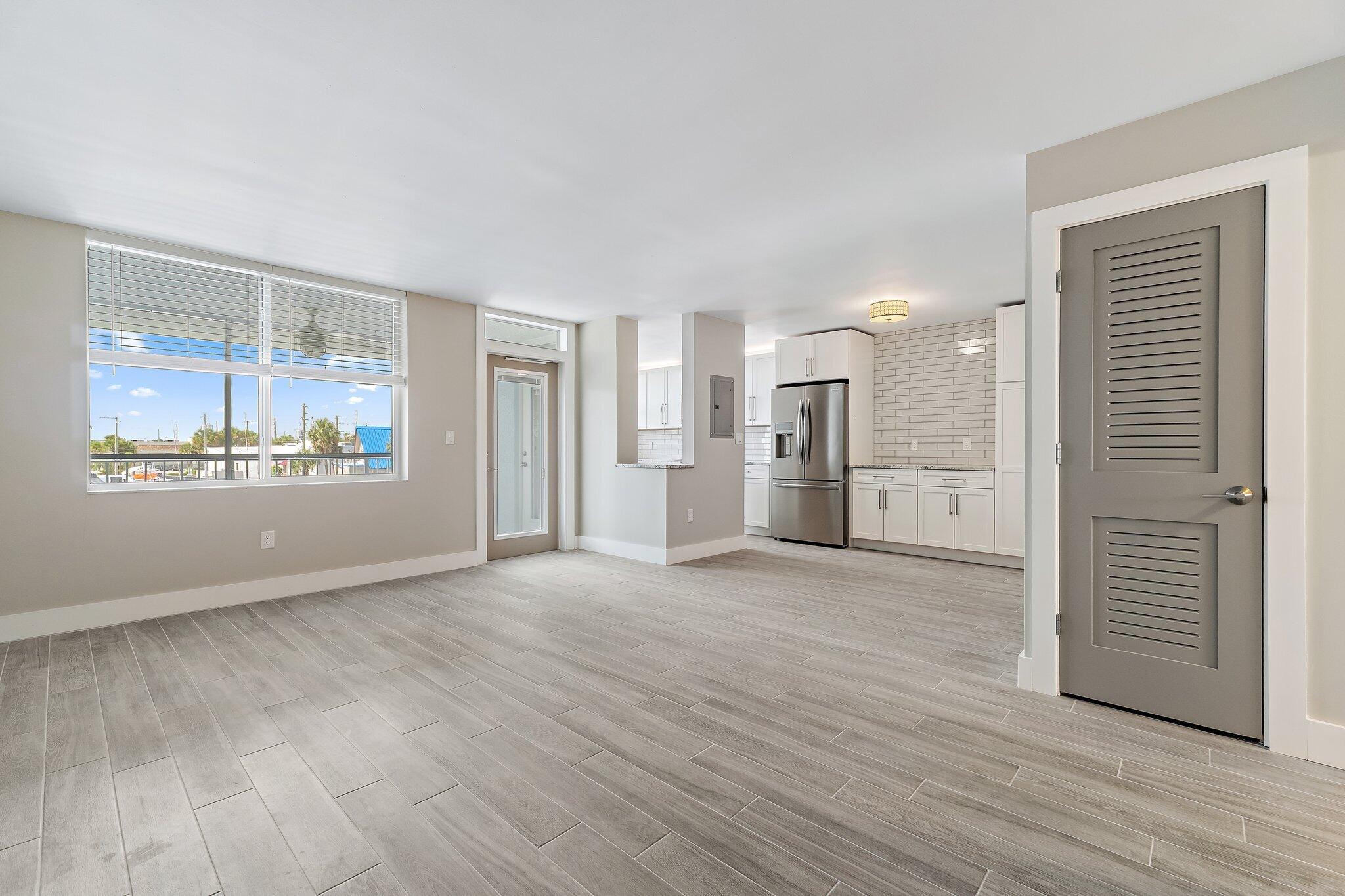 108 Paradise Harbour #314, North Palm Beach FL 33408