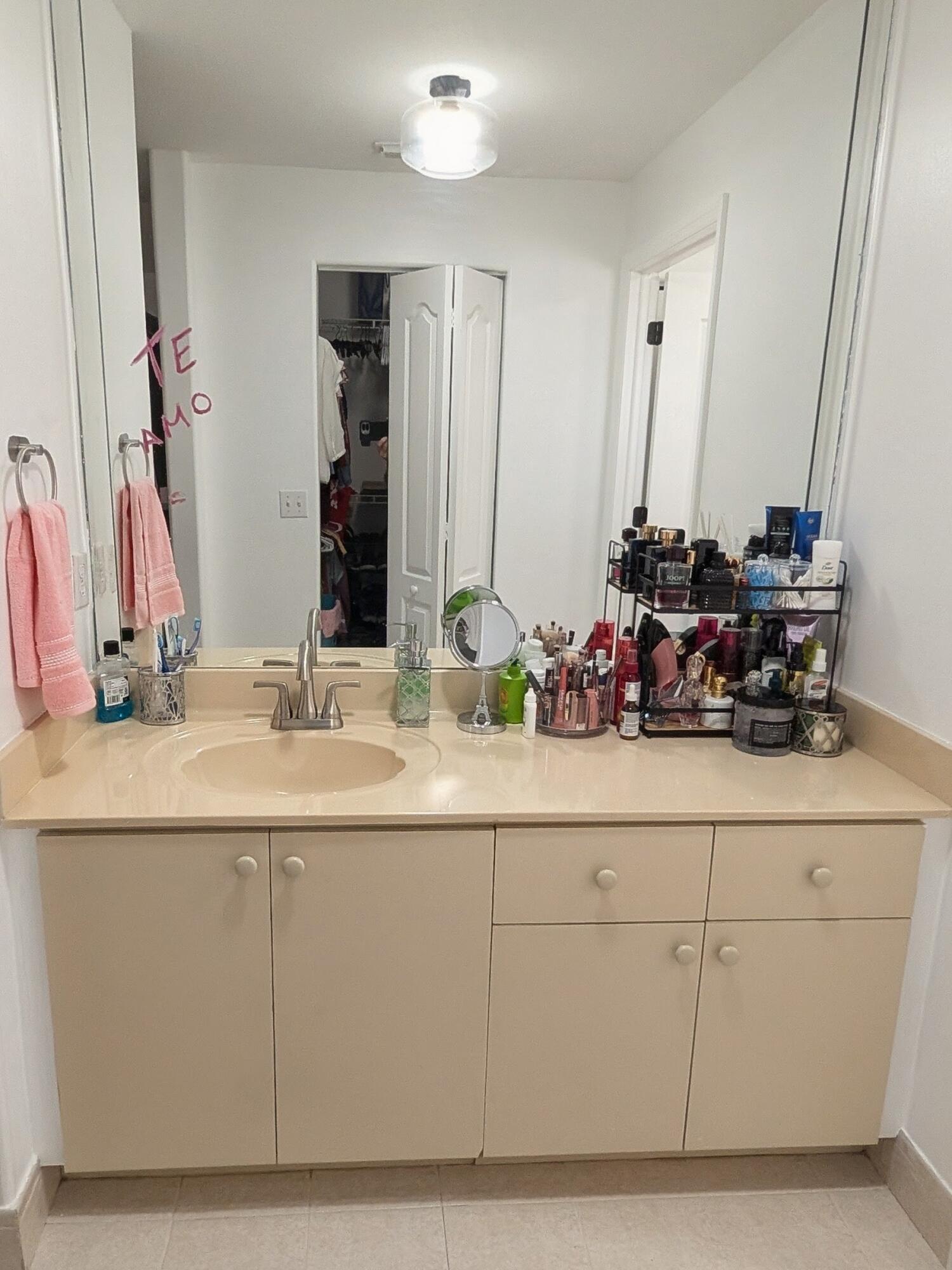 10903 W Okeechobee #201, Hialeah FL 33018