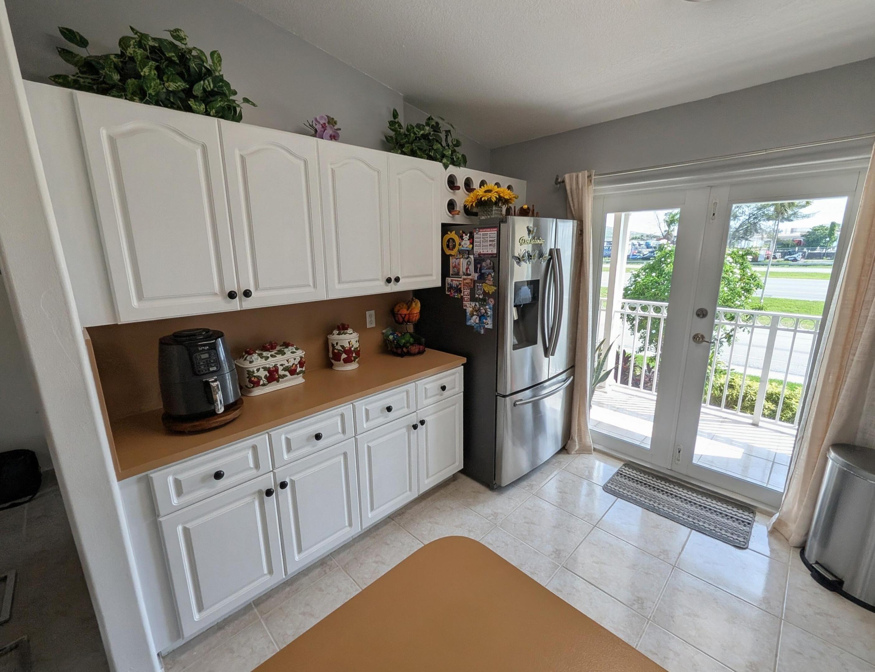 10903 W Okeechobee #201, Hialeah FL 33018