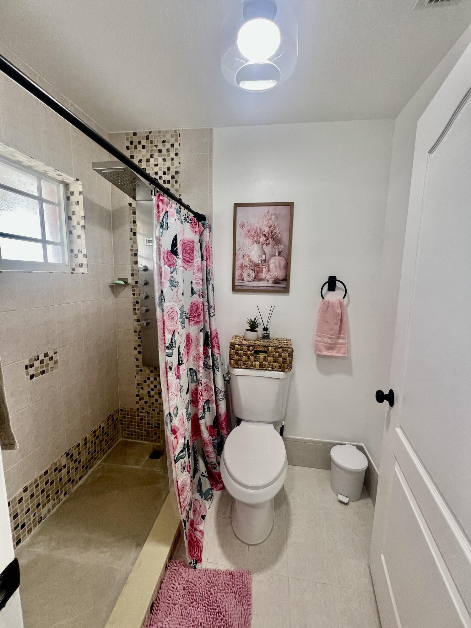 10903 W Okeechobee #201, Hialeah FL 33018