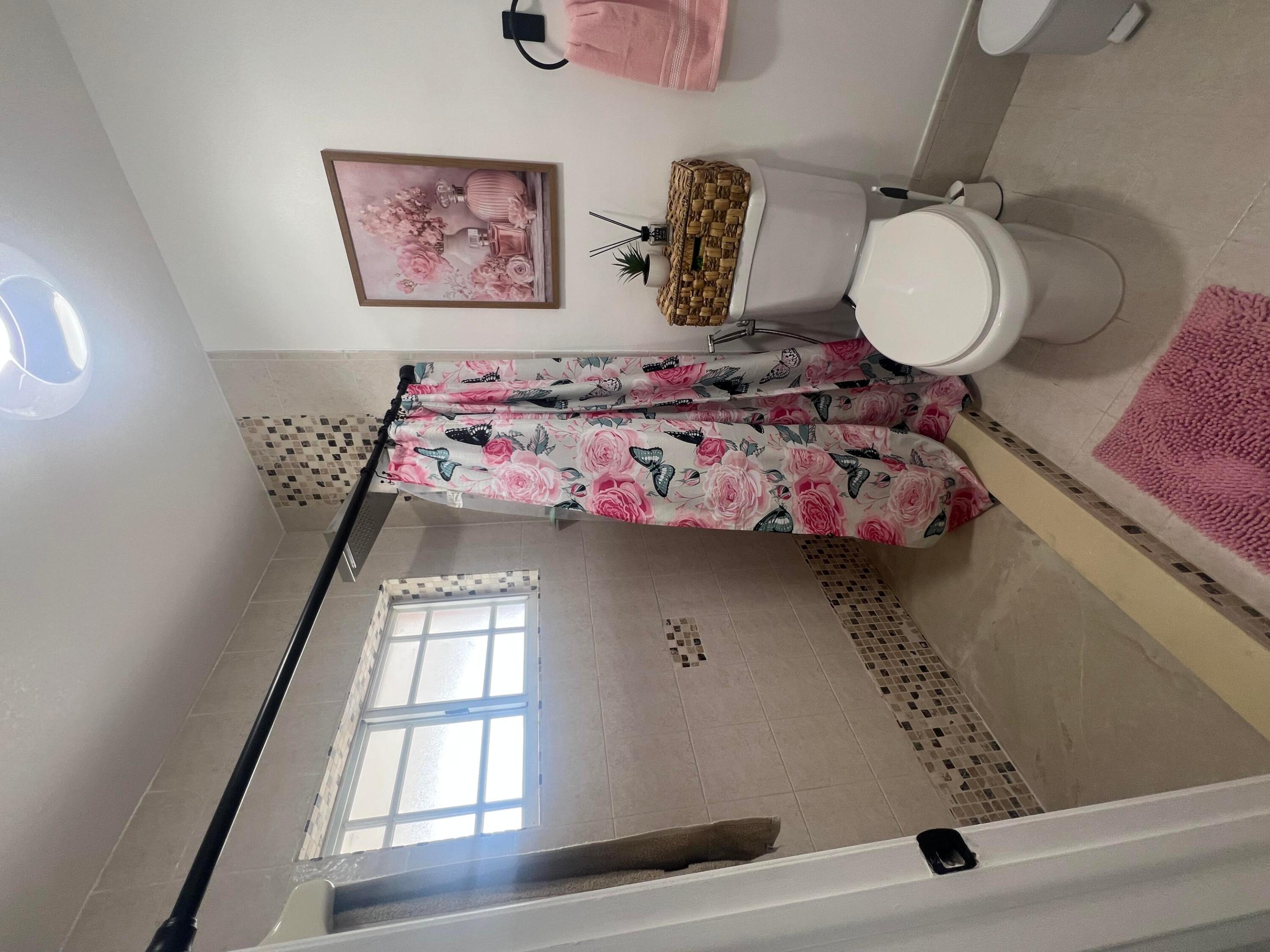 10903 W Okeechobee #201, Hialeah FL 33018