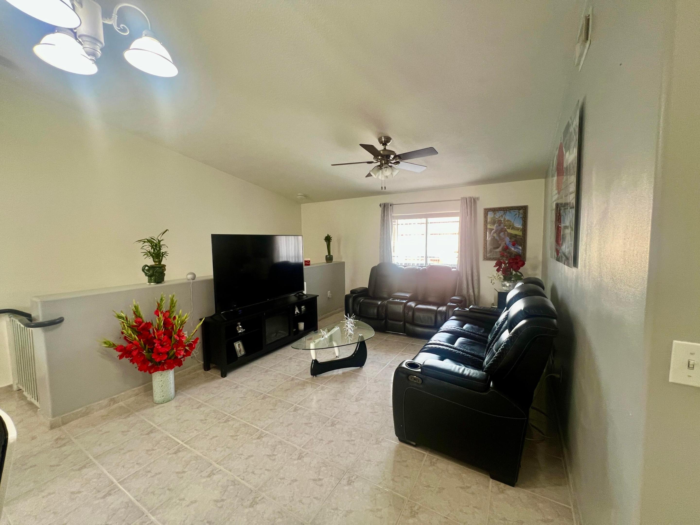 10903 W Okeechobee #201, Hialeah FL 33018
