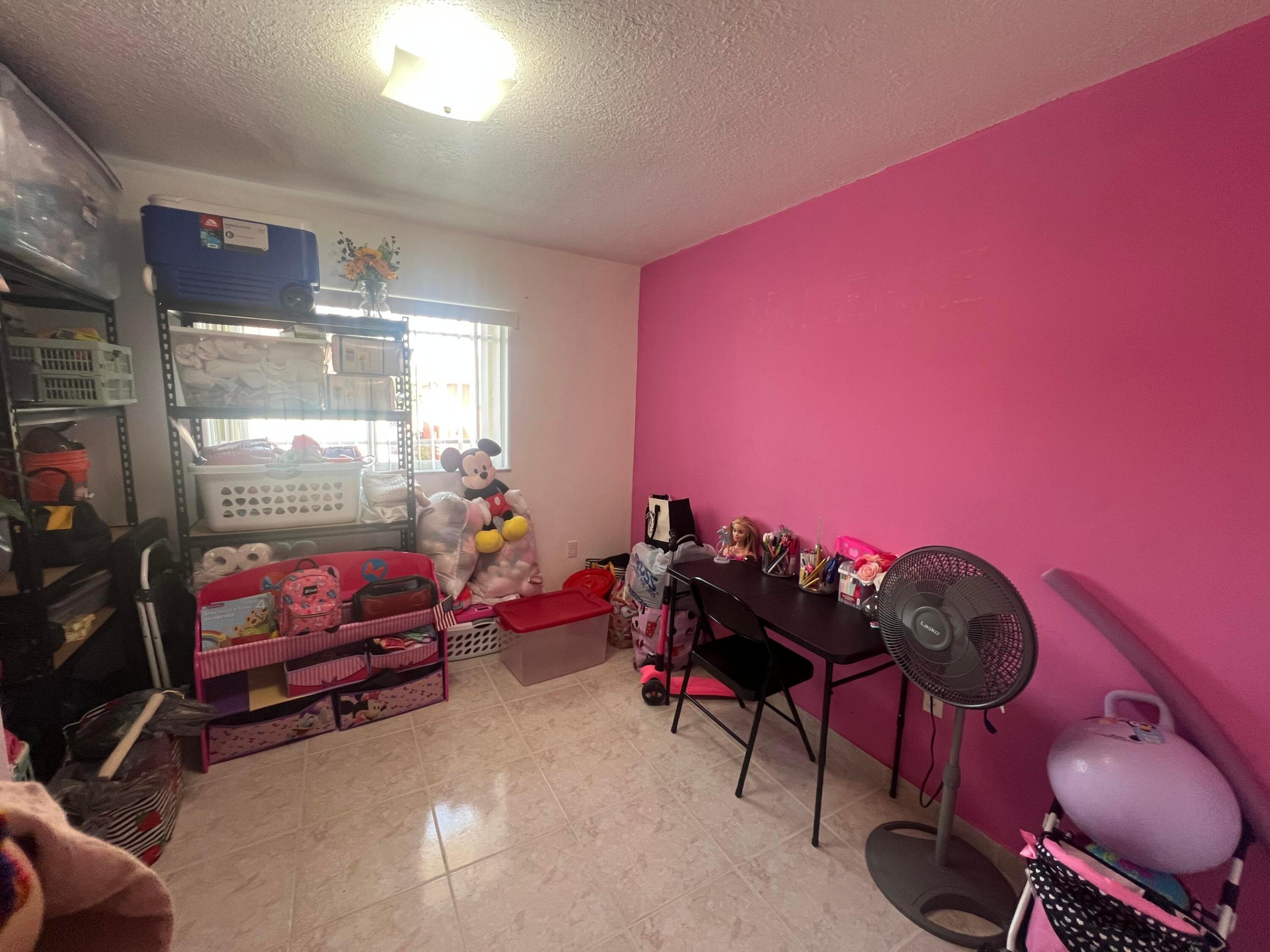 10903 W Okeechobee #201, Hialeah FL 33018