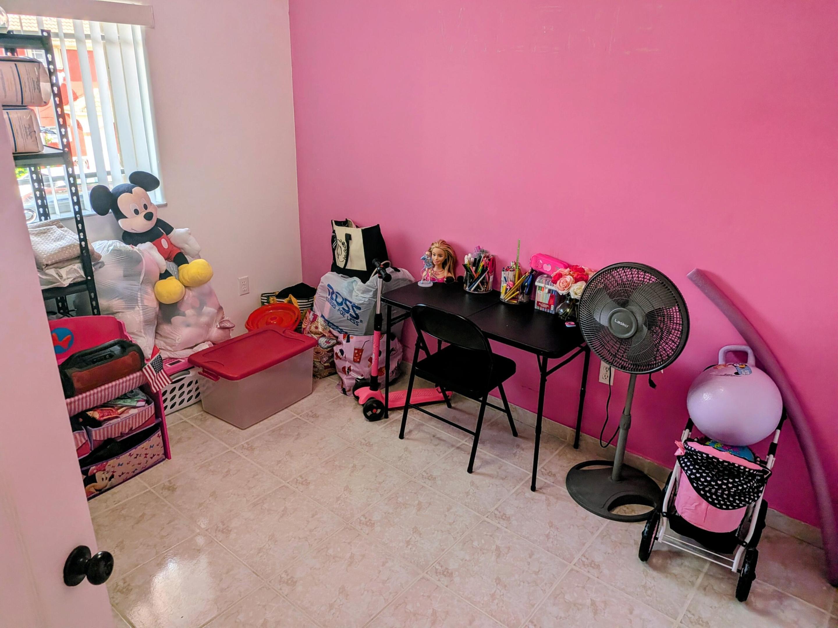 10903 W Okeechobee #201, Hialeah FL 33018
