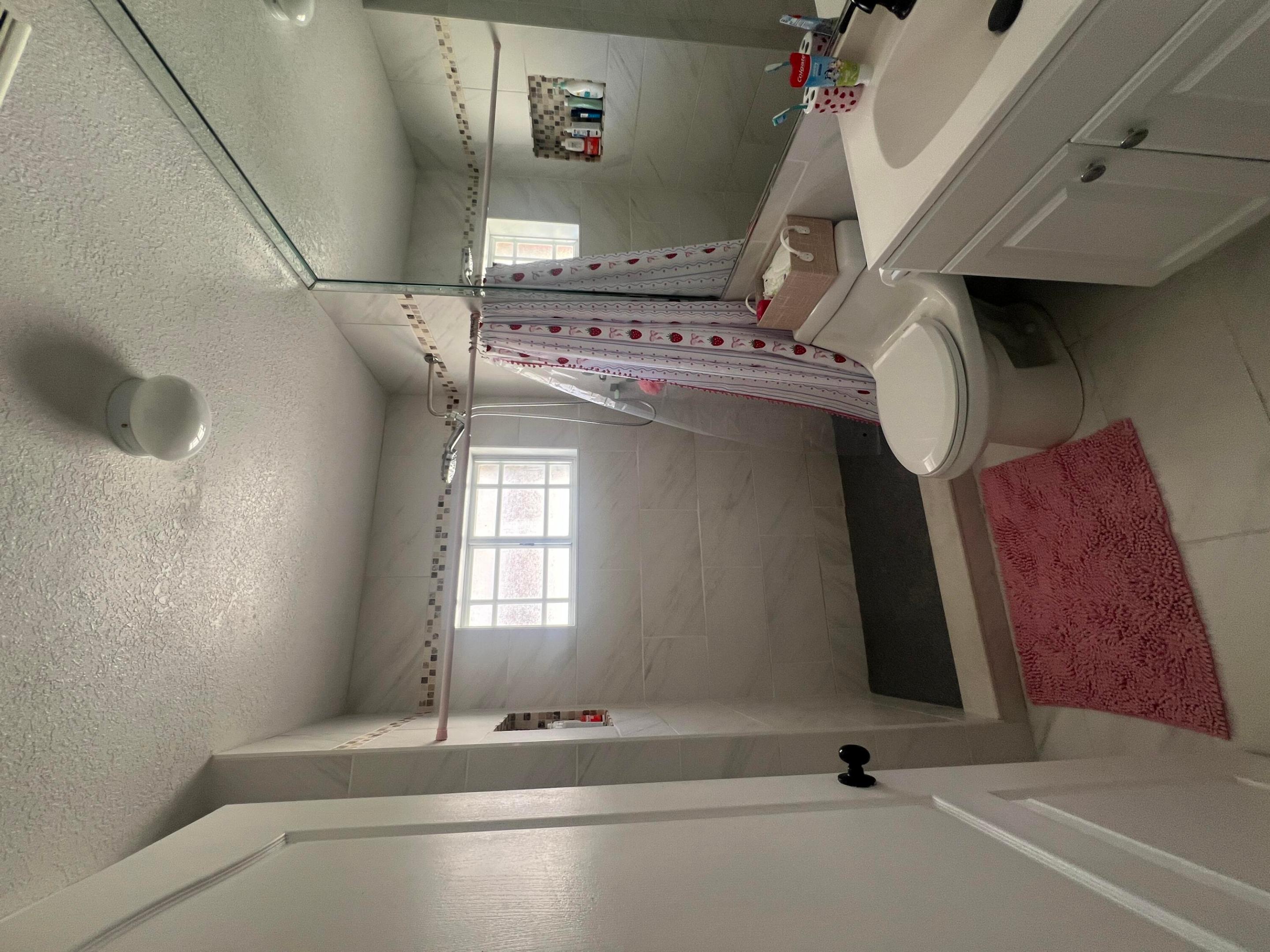 10903 W Okeechobee #201, Hialeah FL 33018