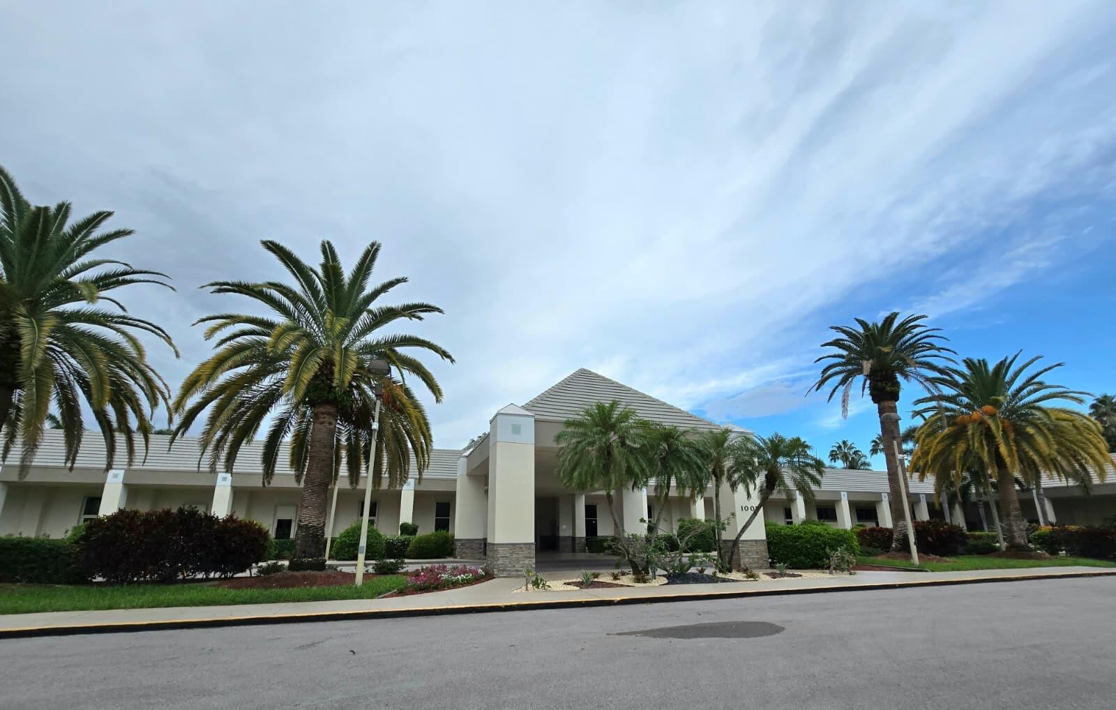 2002 Granada #K3, Coconut Creek FL 33066