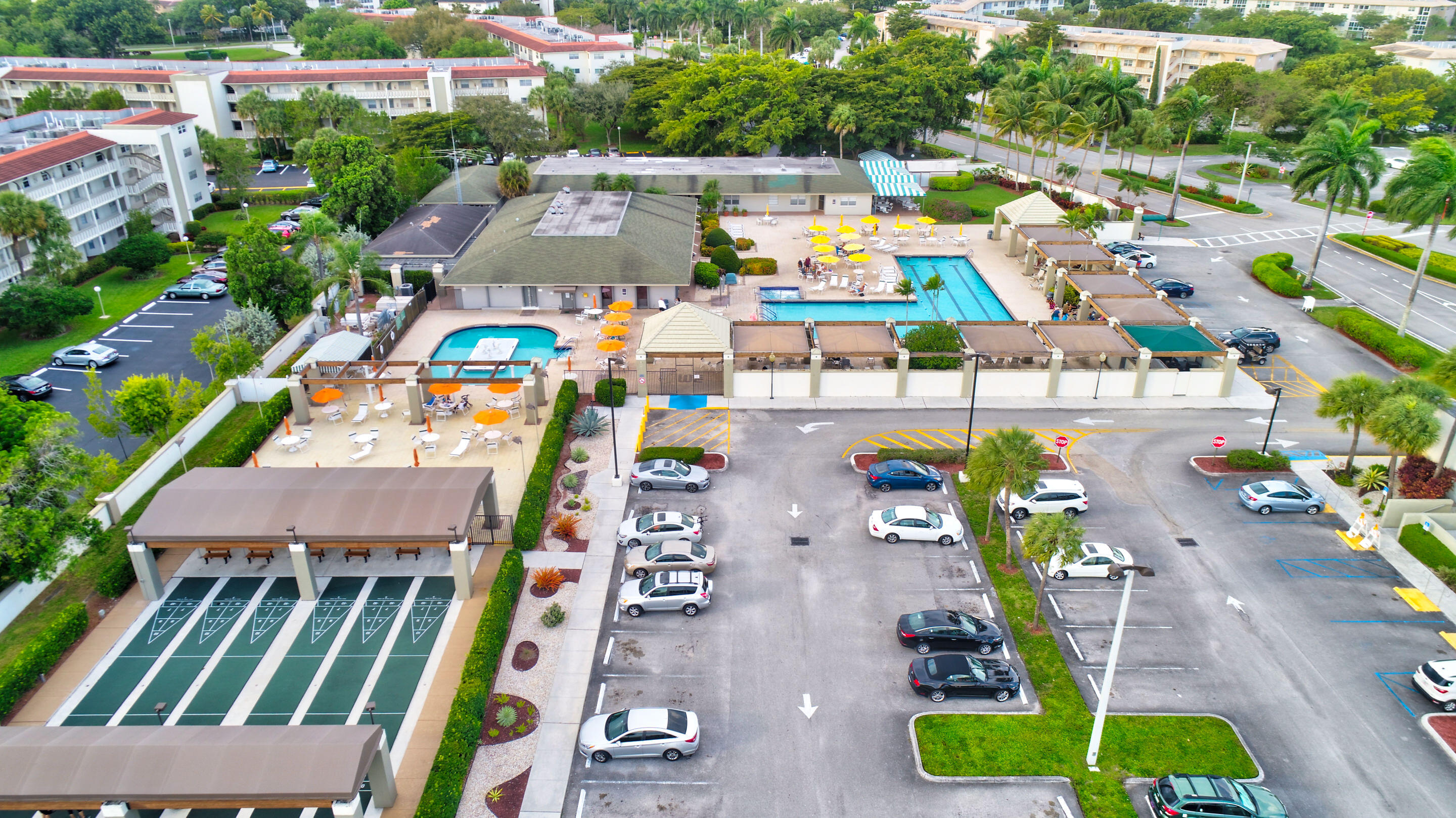 2002 Granada #K3, Coconut Creek FL 33066